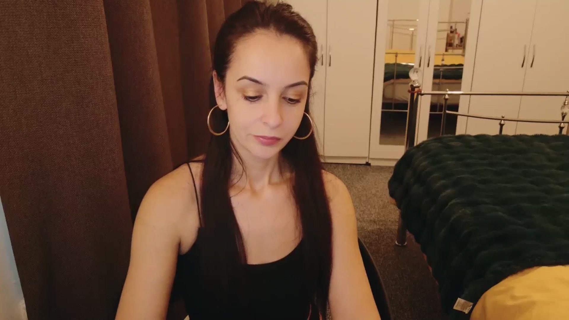 Gallery image thumbnail from KarlaOlivia's myfreecams stream on, 01/07/2025, 14:40 image 16 of 20