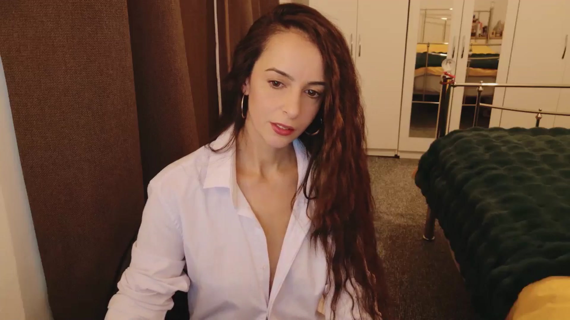 Gallery image thumbnail from KarlaOlivia's myfreecams stream on, 01/09/2025, 14:07 image 14 of 20