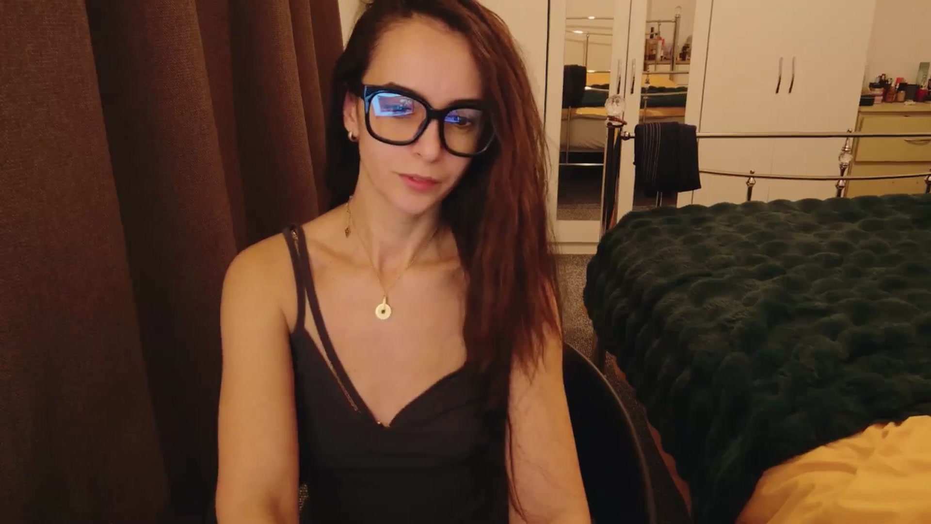 Gallery image thumbnail from KarlaOlivia's myfreecams stream on, 01/11/2025, 20:03 image 6 of 20