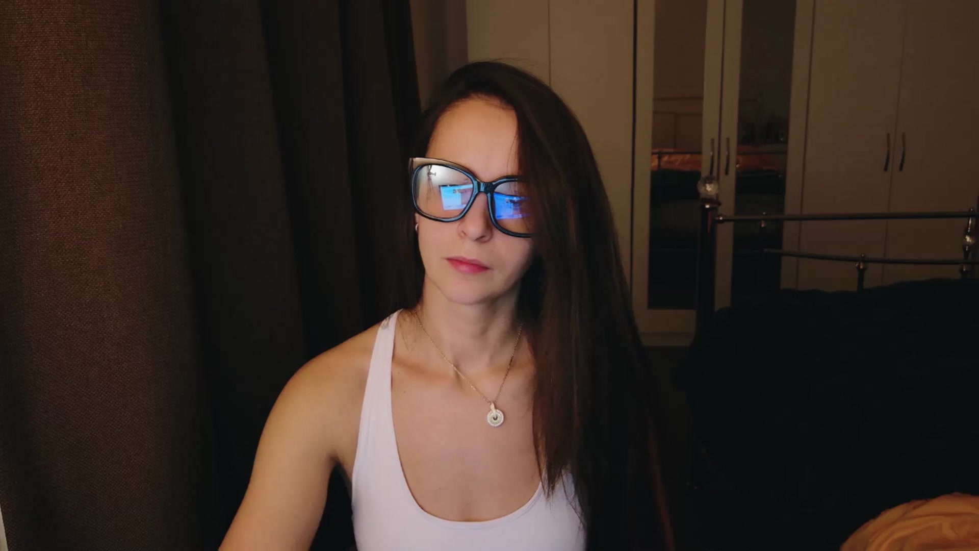 Gallery image thumbnail from KarlaOlivia's myfreecams stream on, 01/12/2025, 23:11 image 19 of 20
