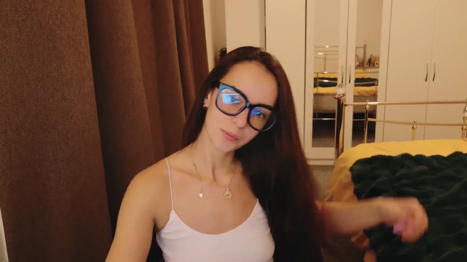 Gallery image thumbnail from KarlaOlivia's myfreecams stream on, 01/13/2025, 19:41 image 17 of 20