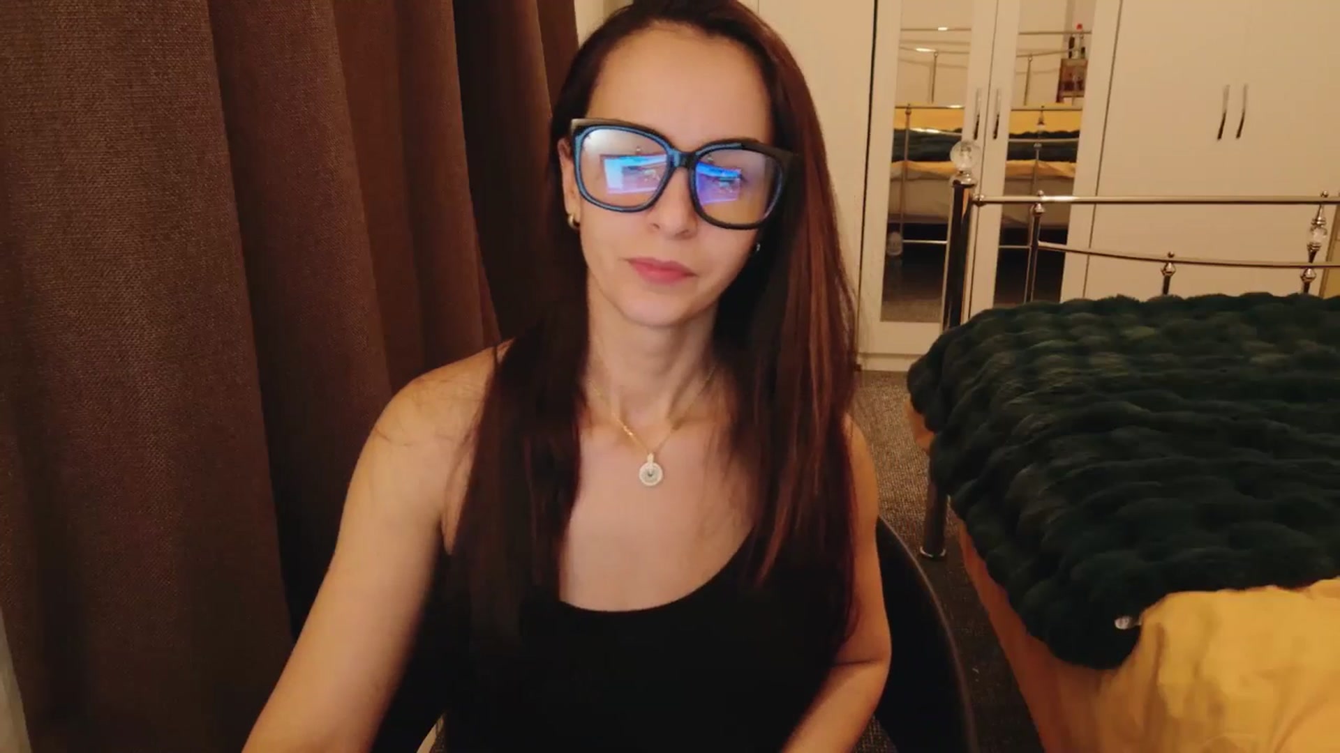 Gallery image thumbnail from KarlaOlivia's myfreecams stream on, 01/22/2025, 17:16 image 7 of 20