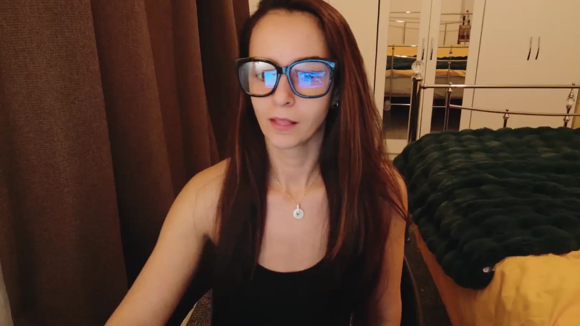 Gallery image thumbnail from KarlaOlivia's myfreecams stream on, 01/22/2025, 17:16 image 4 of 20