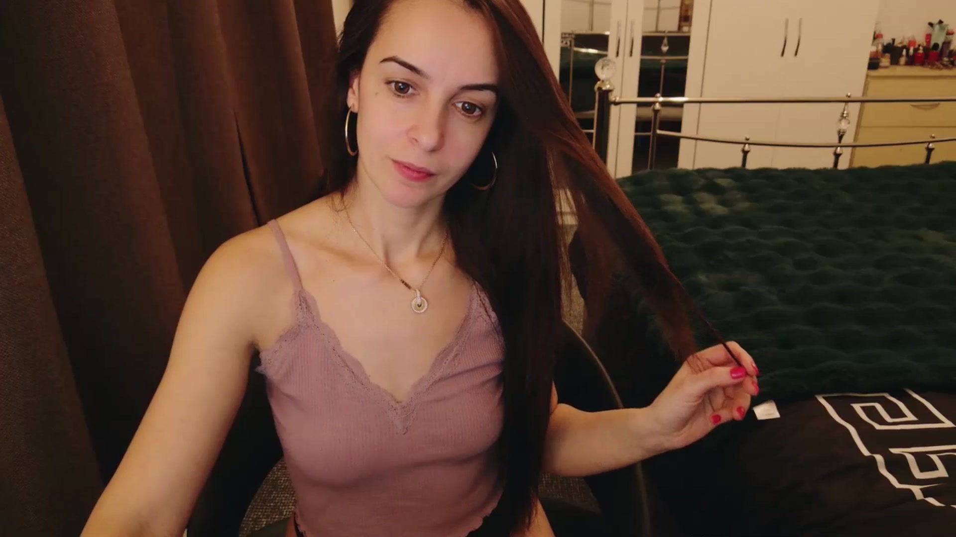 Gallery image thumbnail from KarlaOlivia's myfreecams stream on, 01/23/2025, 18:20 image 7 of 20