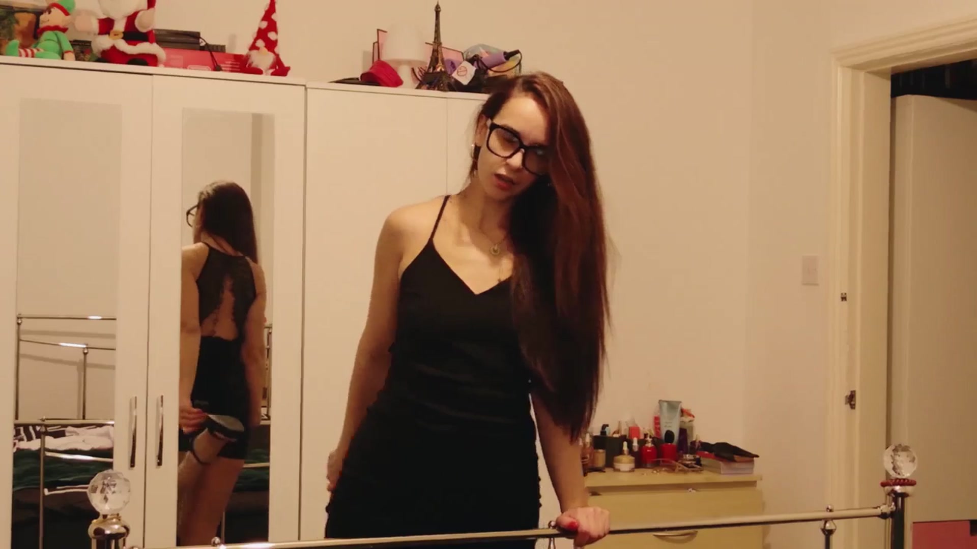 Gallery image thumbnail from KarlaOlivia's myfreecams stream on, 01/24/2025, 11:37 image 16 of 20