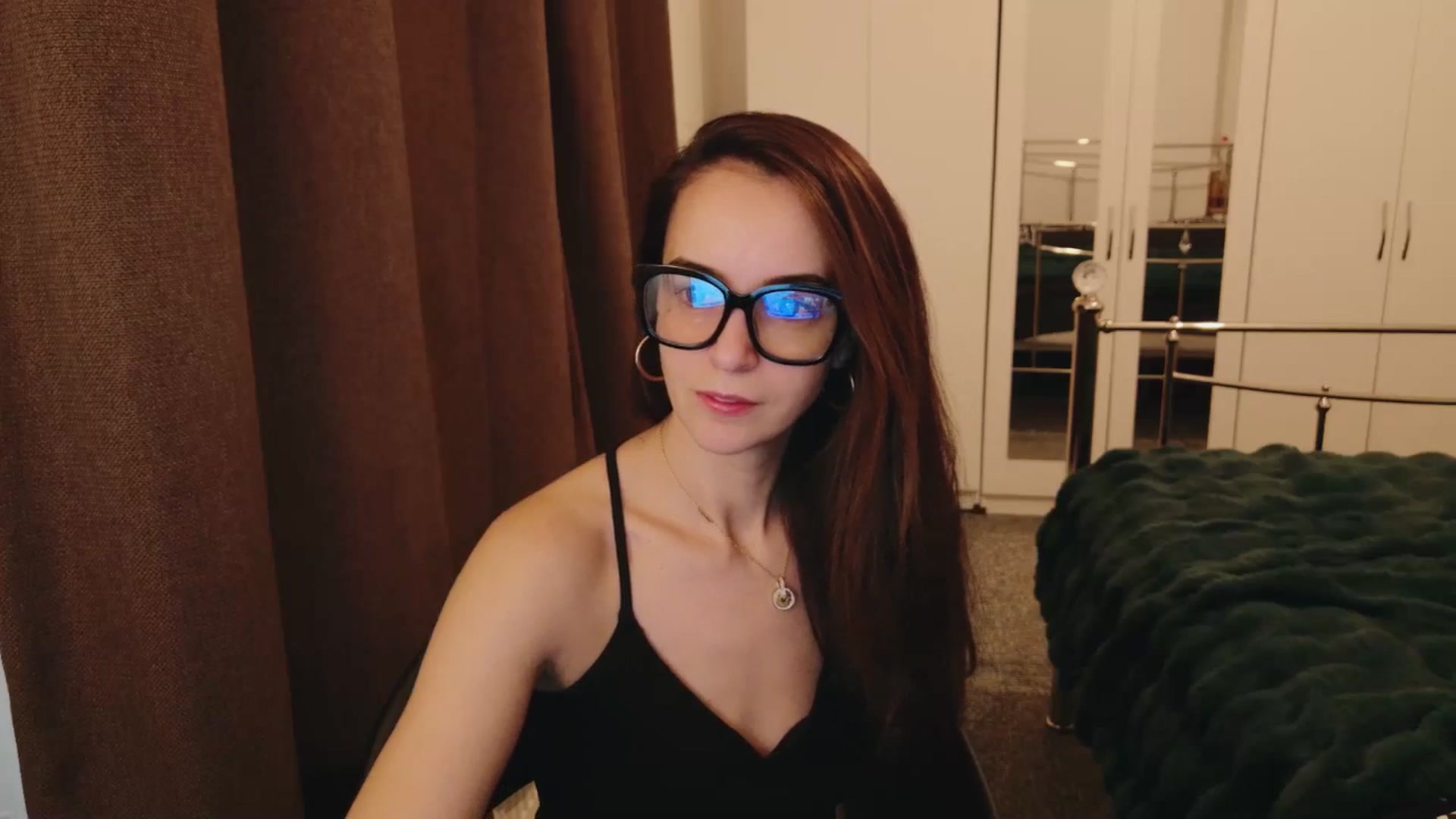 Gallery image thumbnail from KarlaOlivia's myfreecams stream on, 01/24/2025, 12:10 image 2 of 20