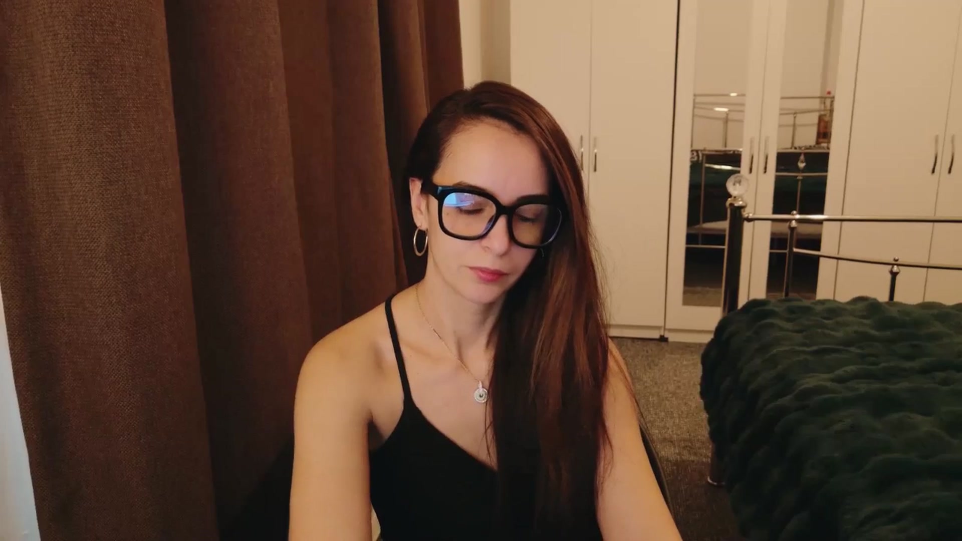 Gallery image thumbnail from KarlaOlivia's myfreecams stream on, 01/24/2025, 12:10 image 16 of 20