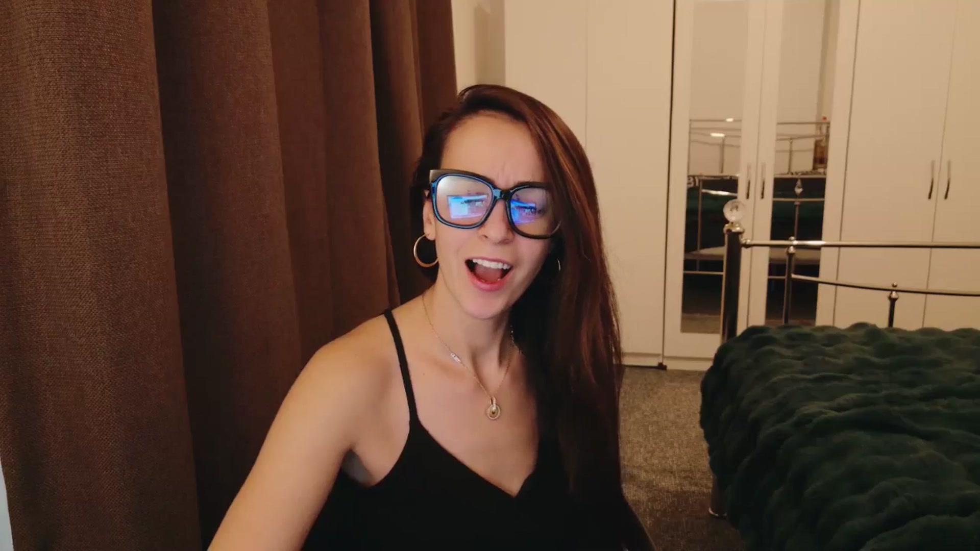 Gallery image thumbnail from KarlaOlivia's myfreecams stream on, 01/24/2025, 12:10 image 8 of 20
