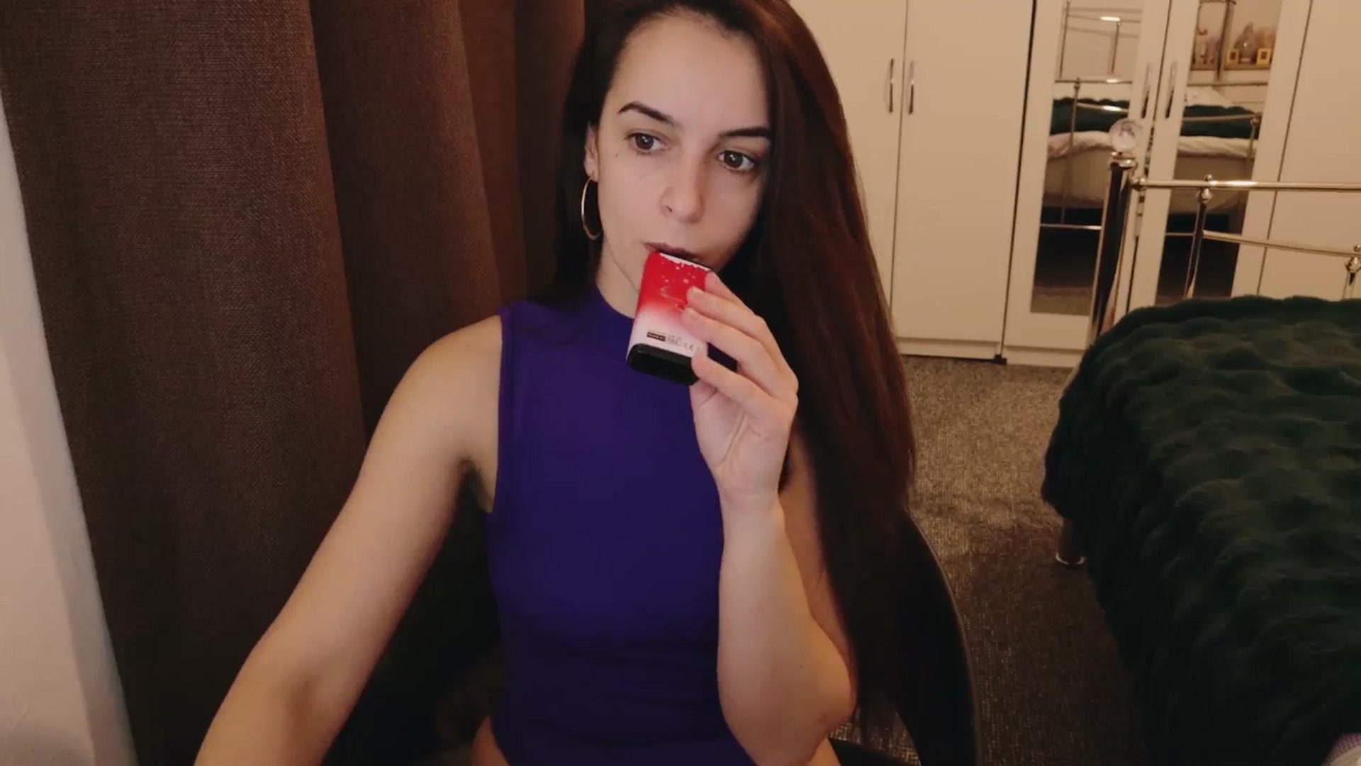Gallery image thumbnail from KarlaOlivia's myfreecams stream on, 02/11/2025, 11:43 image 14 of 20