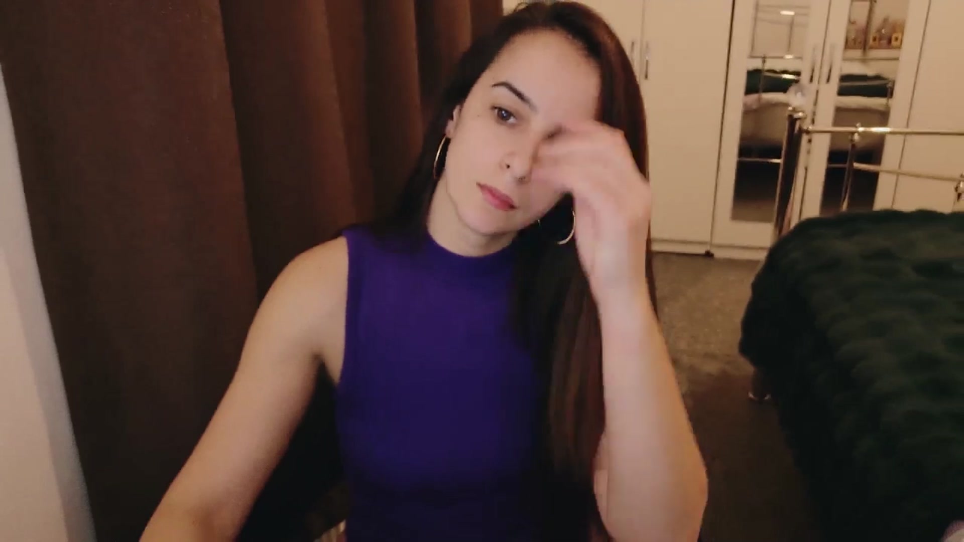 Gallery image thumbnail from KarlaOlivia's myfreecams stream on, 02/11/2025, 12:03 image 13 of 20