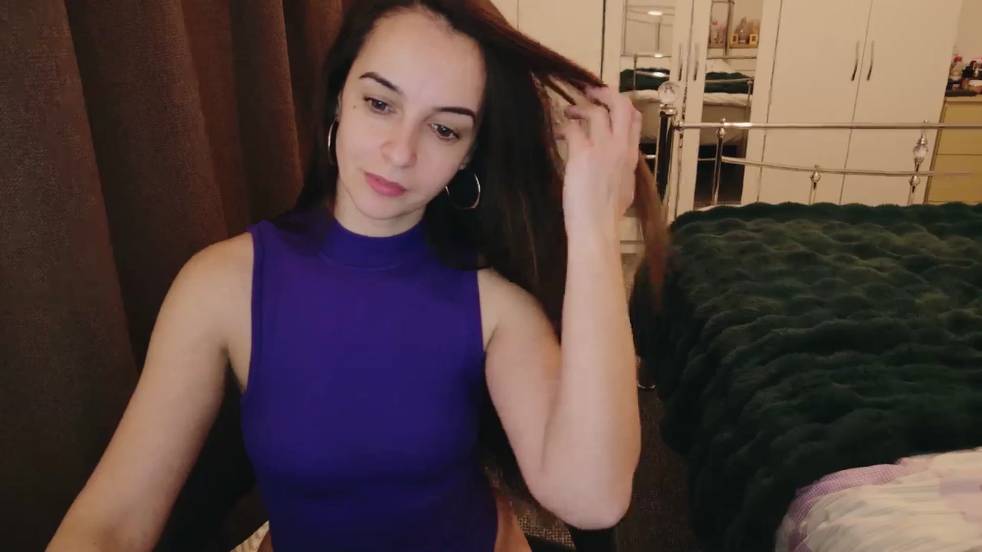 Gallery image thumbnail from KarlaOlivia's myfreecams stream on, 02/11/2025, 13:02 image 18 of 20