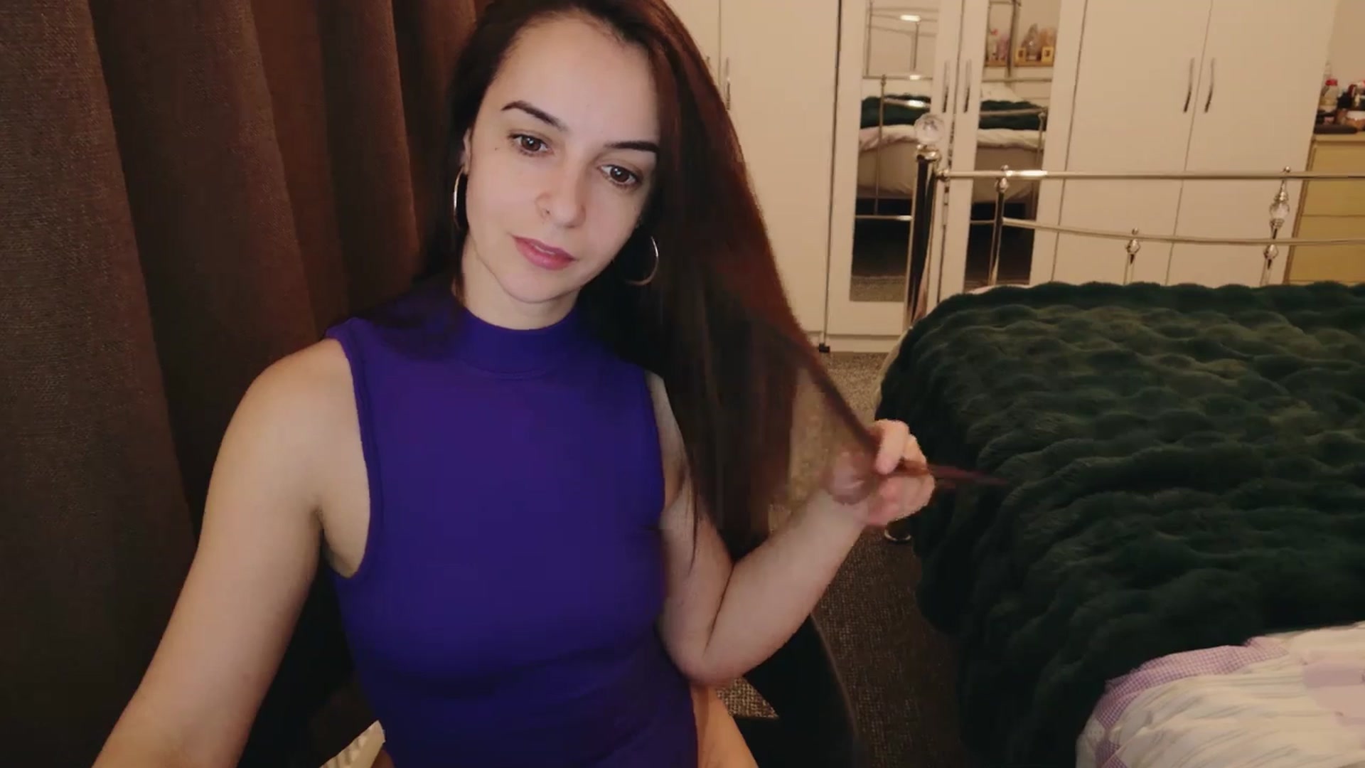 Gallery image thumbnail from KarlaOlivia's myfreecams stream on, 02/11/2025, 13:02 image 19 of 20