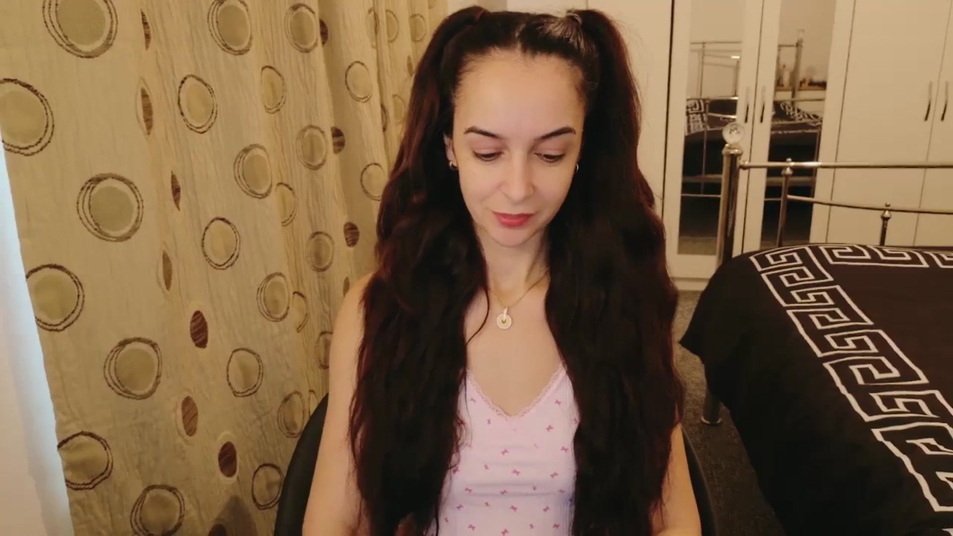 Gallery image thumbnail from KarlaOlivia's myfreecams stream on, 02/24/2025, 11:06 image 2 of 20