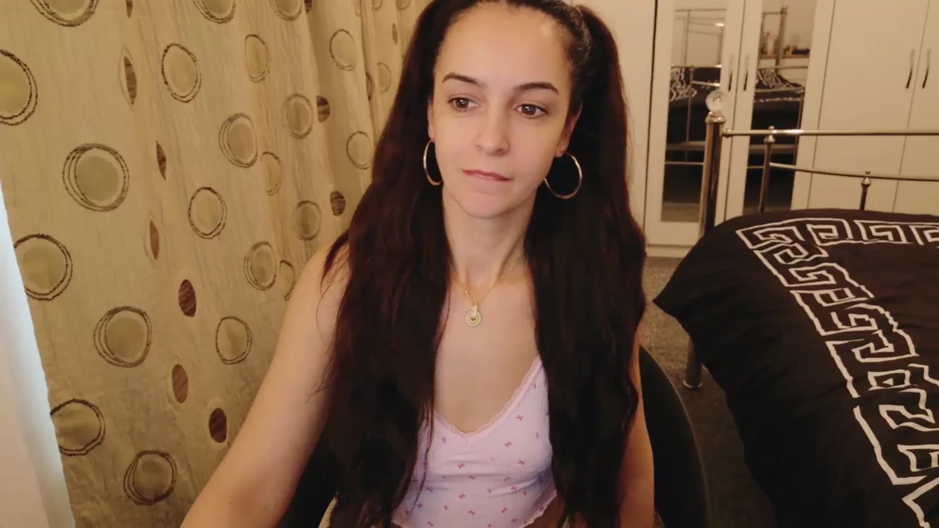 Gallery image thumbnail from KarlaOlivia's myfreecams stream on, 02/24/2025, 12:23 image 10 of 20