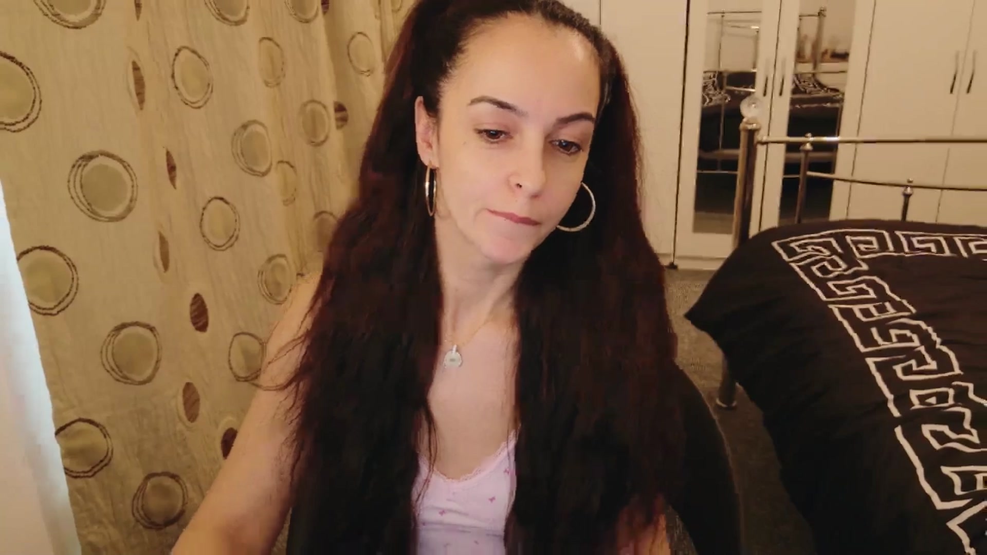 Gallery image thumbnail from KarlaOlivia's myfreecams stream on, 02/24/2025, 12:23 image 9 of 20