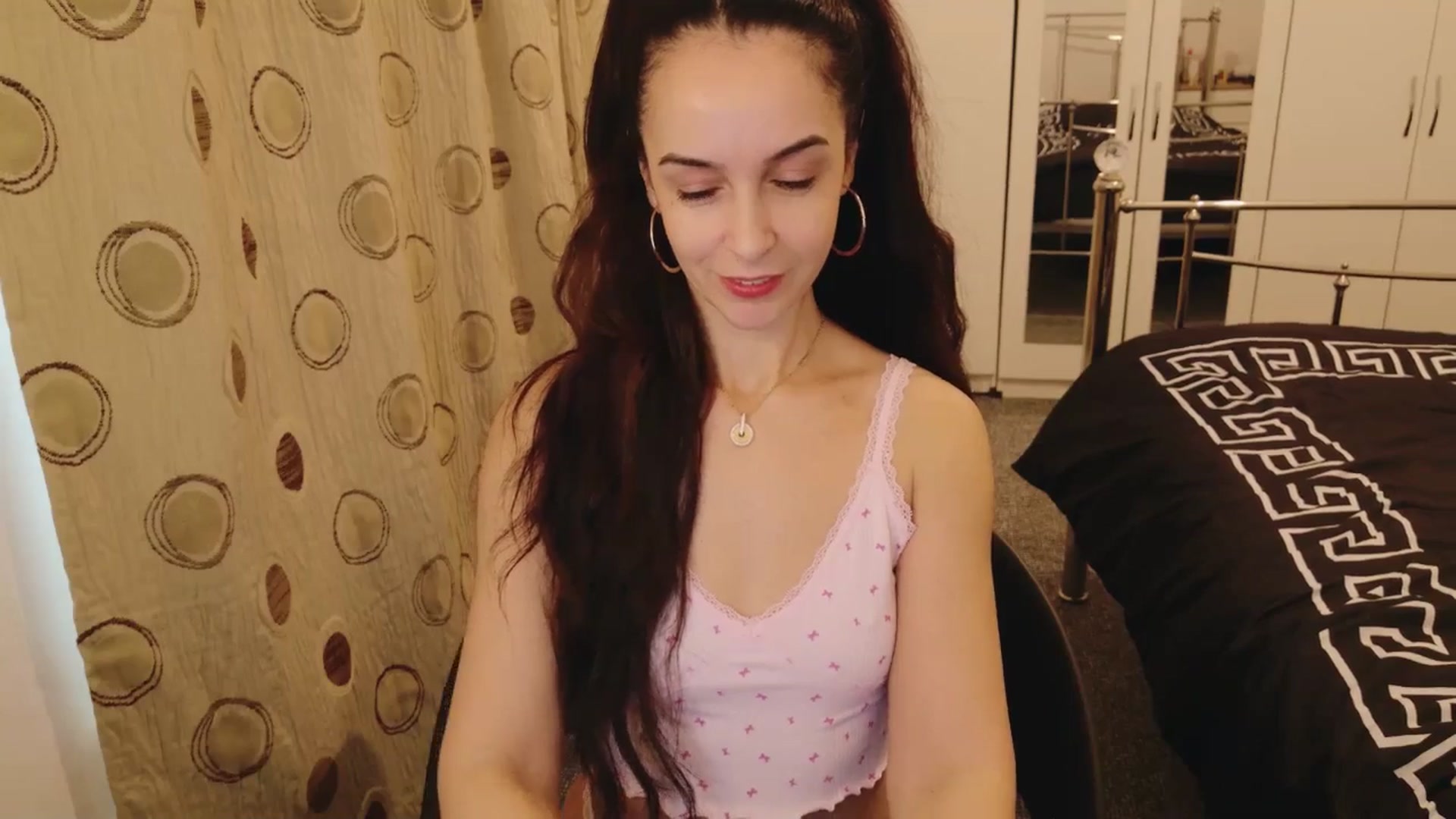 Gallery image thumbnail from KarlaOlivia's myfreecams stream on, 02/24/2025, 12:23 image 5 of 20