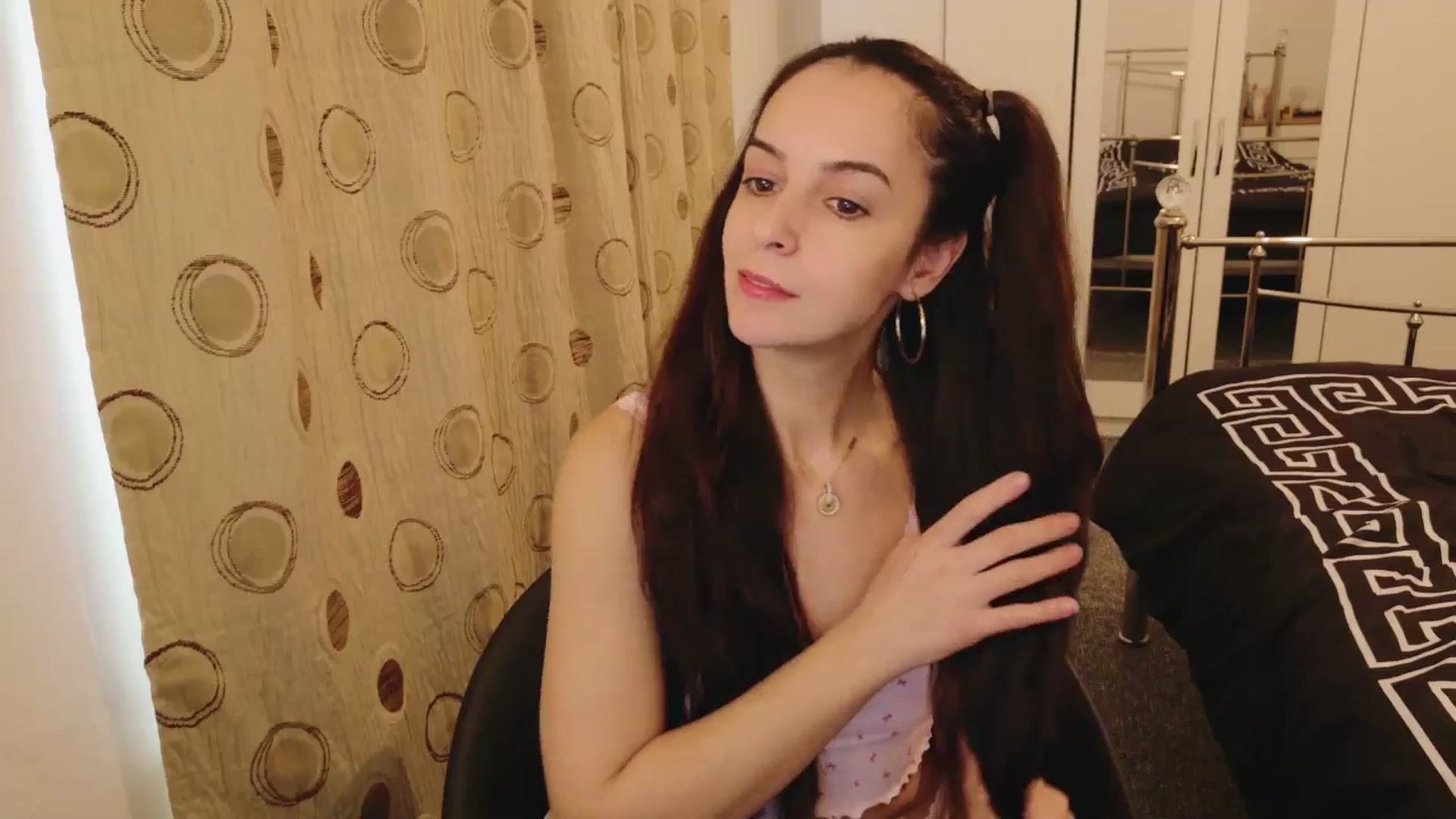 Gallery image thumbnail from KarlaOlivia's myfreecams stream on, 02/24/2025, 13:13 image 11 of 20