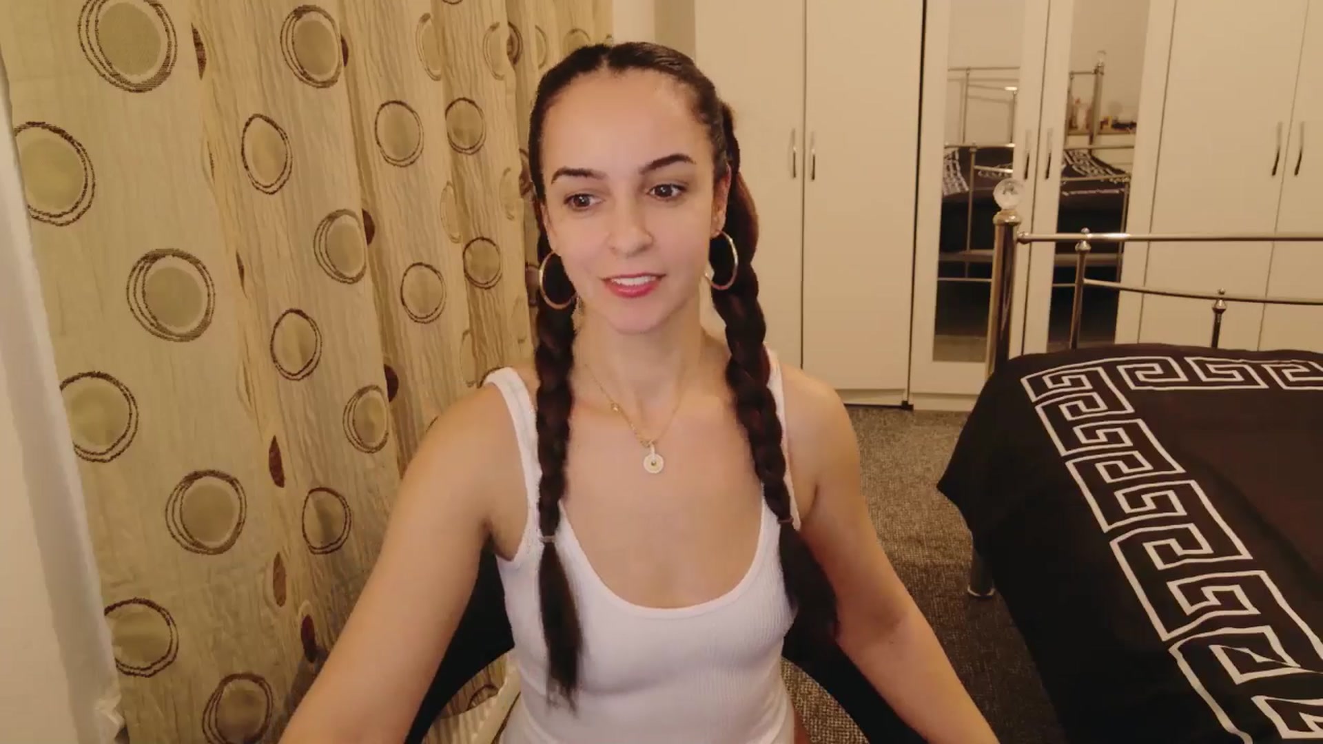 Gallery image thumbnail from KarlaOlivia's myfreecams stream on, 02/24/2025, 18:10 image 6 of 20