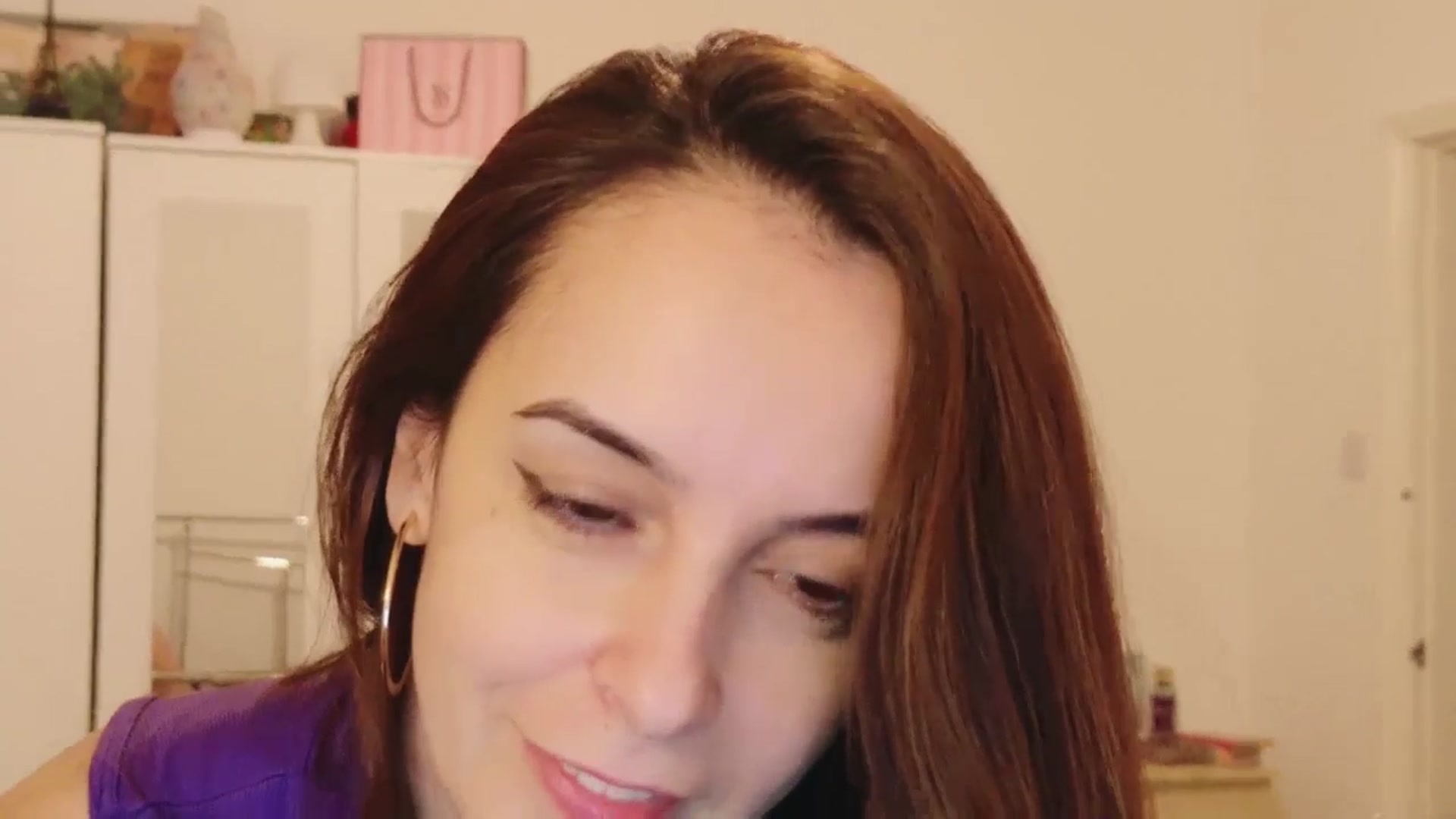 Gallery image thumbnail from KarlaOlivia's myfreecams stream on, 02/25/2025, 14:15 image 14 of 20