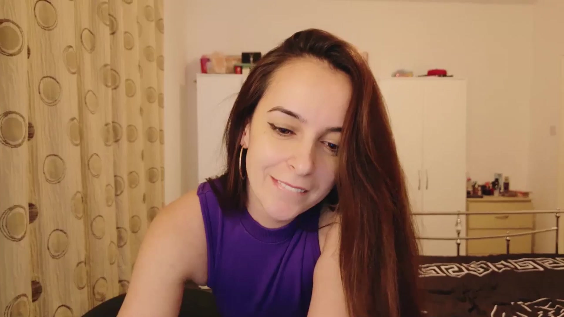 Gallery image thumbnail from KarlaOlivia's myfreecams stream on, 02/25/2025, 14:15 image 6 of 20