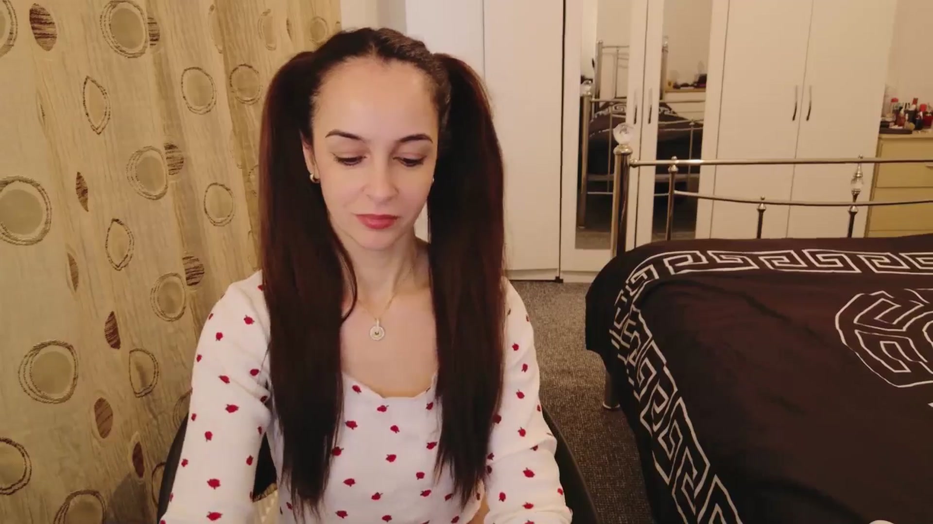 Gallery image thumbnail from KarlaOlivia's myfreecams stream on, 02/26/2025, 12:21 image 15 of 20