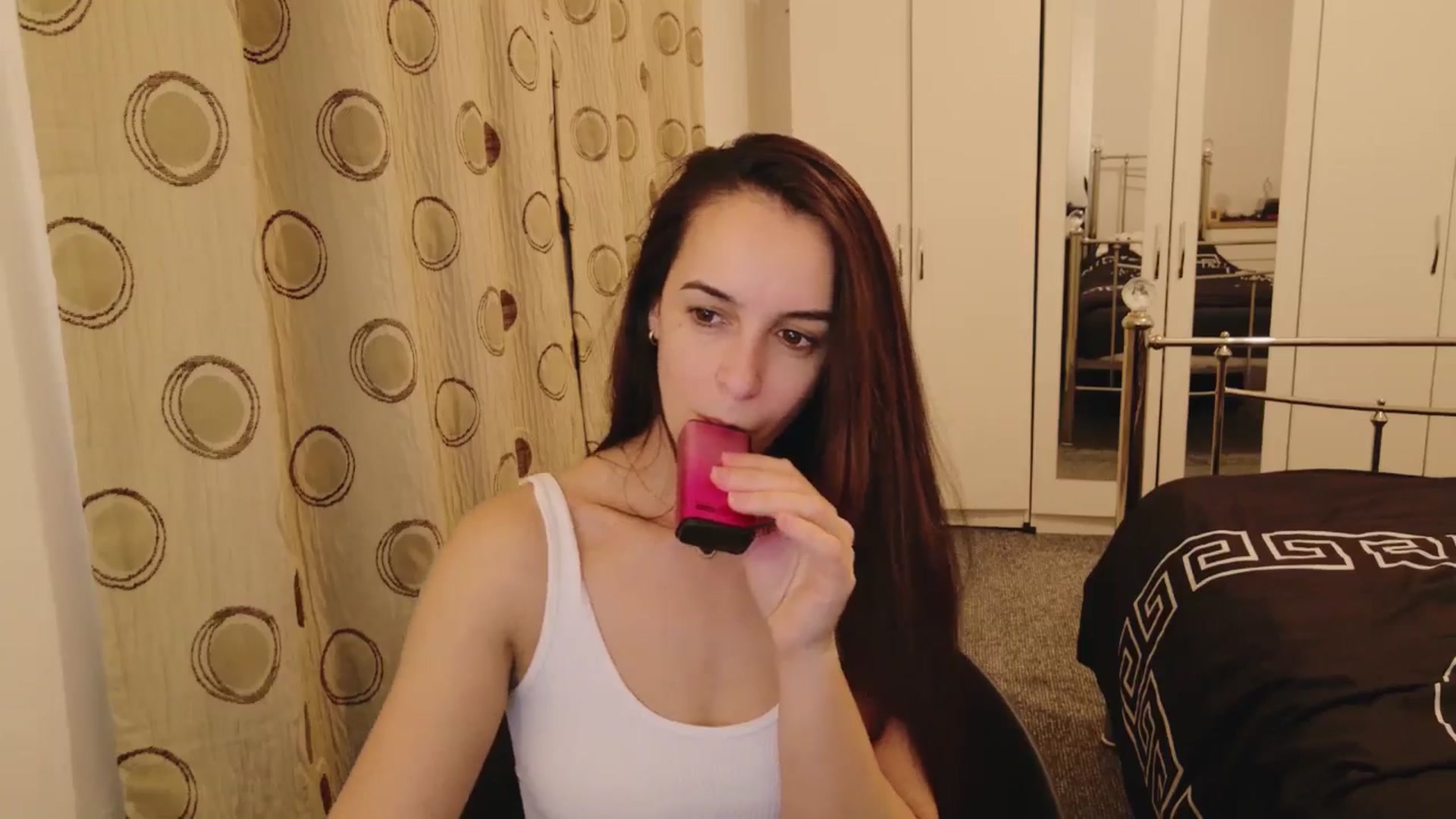Gallery image thumbnail from KarlaOlivia's myfreecams stream on, 02/27/2025, 24:19 image 5 of 20