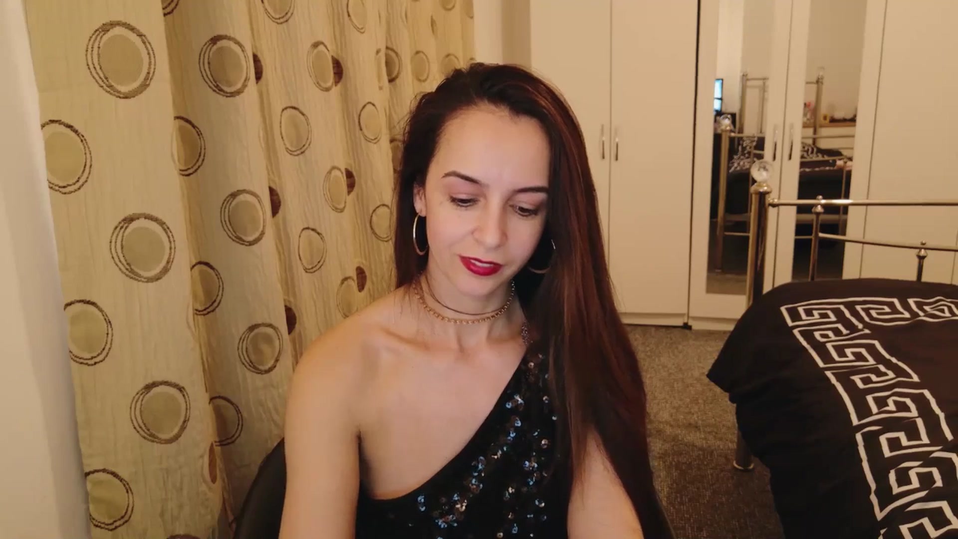 Gallery image thumbnail from KarlaOlivia's myfreecams stream on, 02/27/2025, 19:49 image 10 of 20