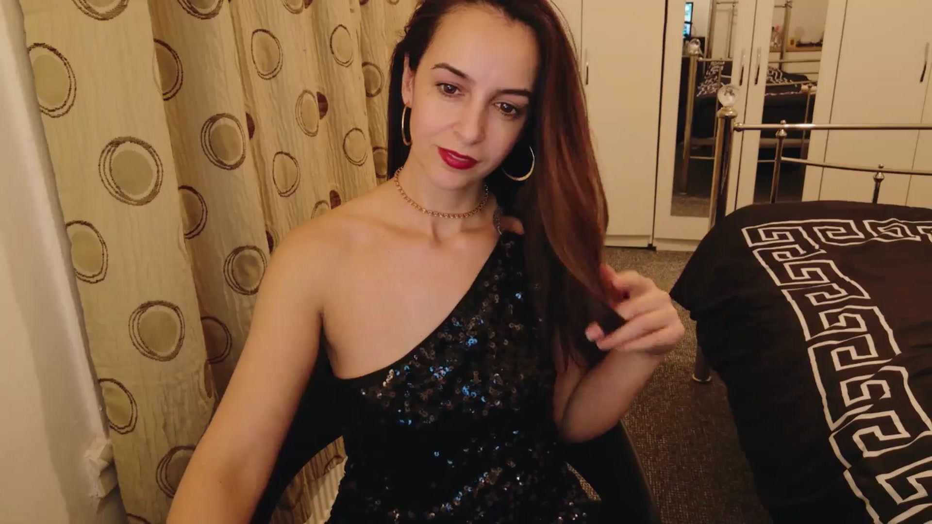 Gallery image thumbnail from KarlaOlivia's myfreecams stream on, 02/27/2025, 20:07 image 19 of 20