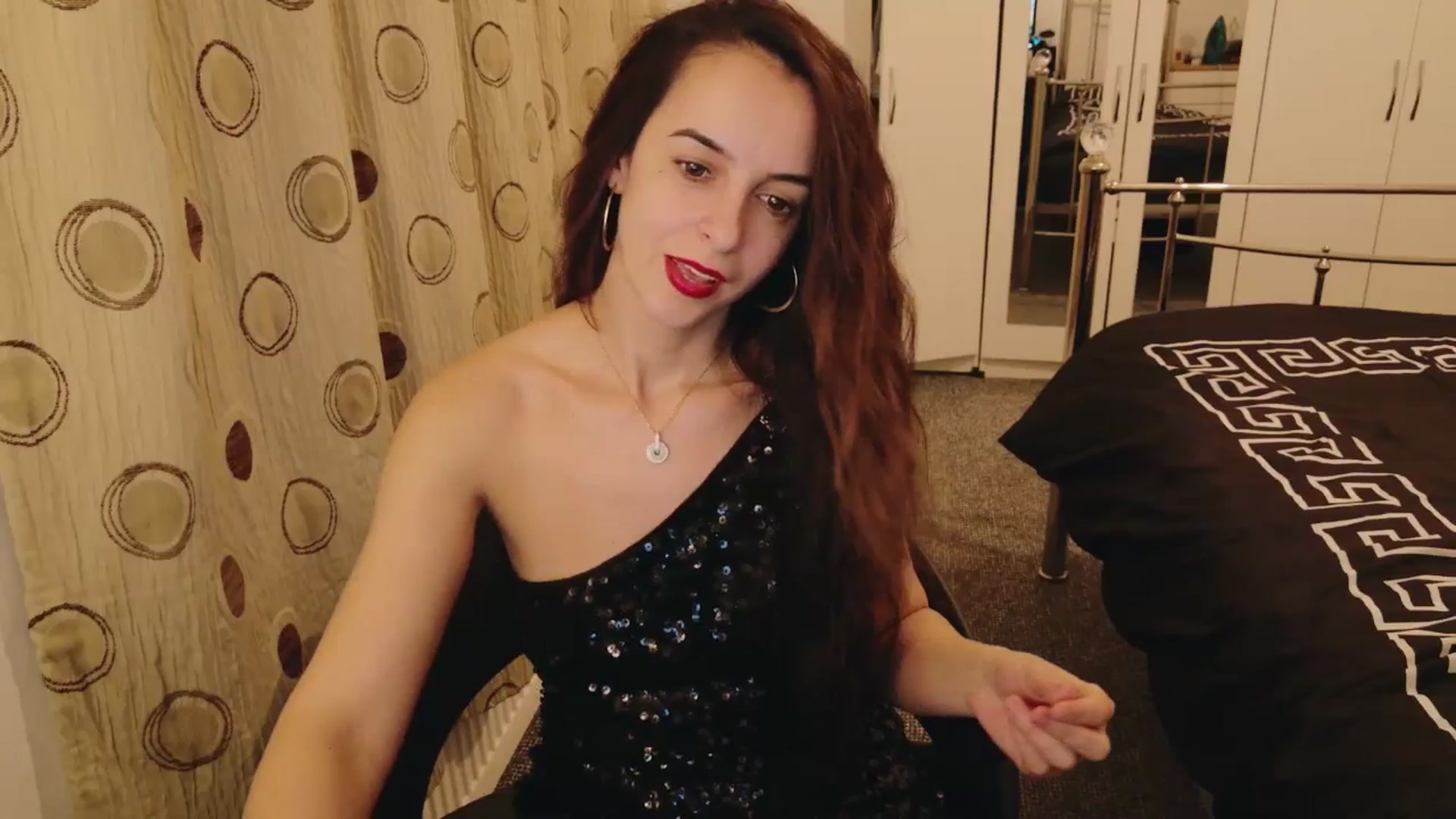 Gallery image thumbnail from KarlaOlivia's myfreecams stream on, 03/02/2025, 18:30 image 6 of 20
