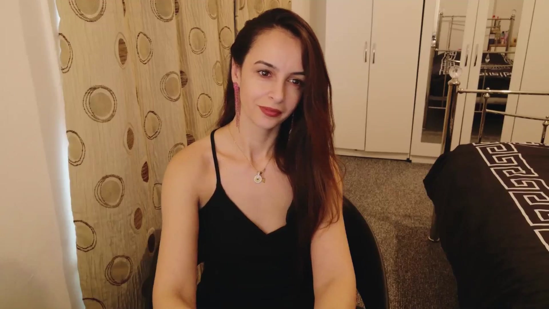 Gallery image thumbnail from KarlaOlivia's myfreecams stream on, 03/24/2025, 13:41 image 12 of 20