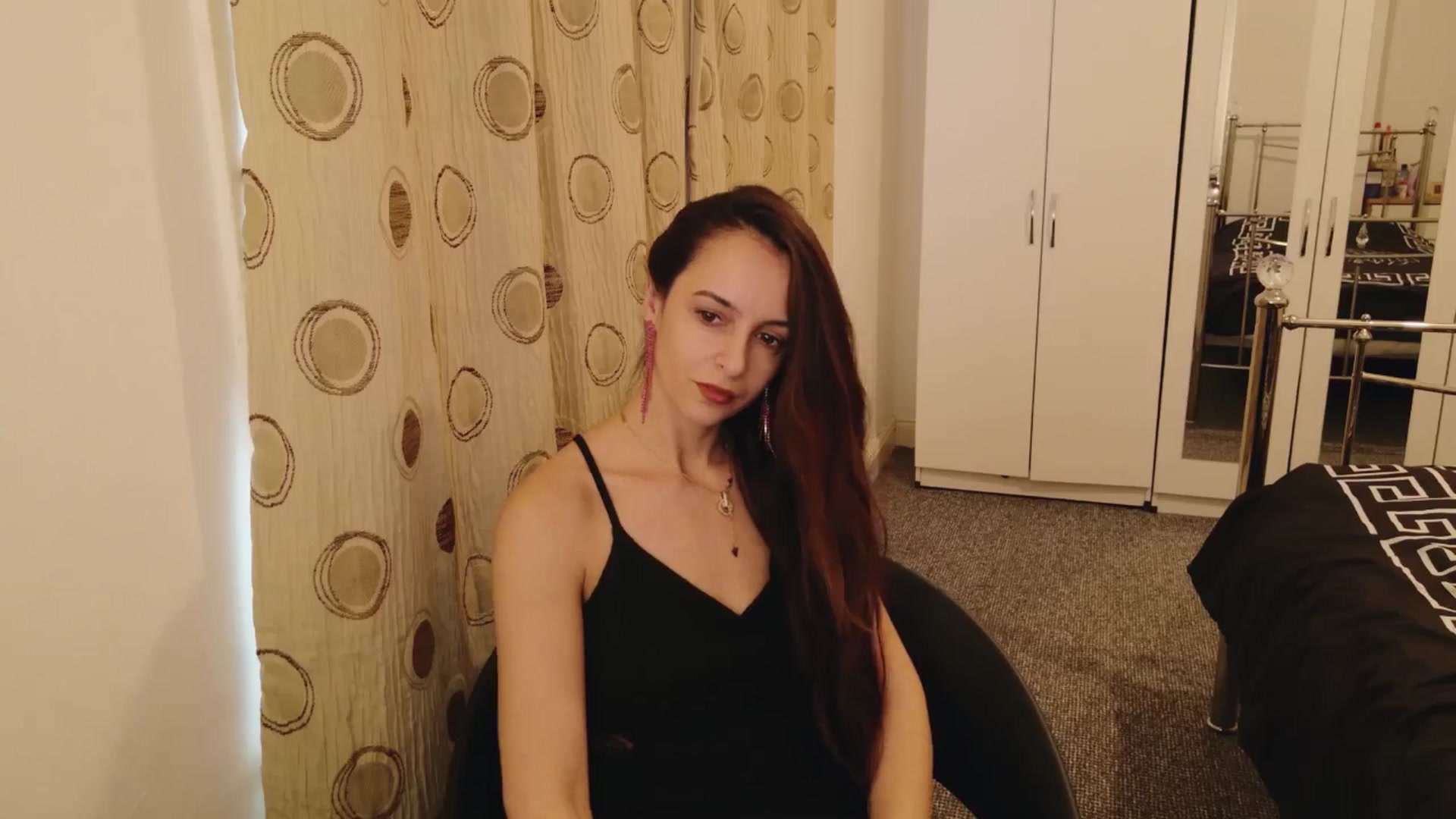 Gallery image thumbnail from KarlaOlivia's myfreecams stream on, 03/24/2025, 13:41 image 15 of 20