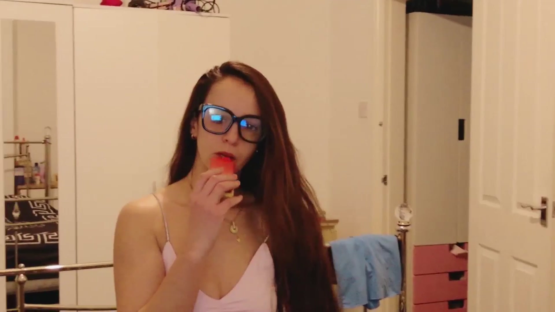 Gallery image thumbnail from KarlaOlivia's myfreecams stream on, 03/25/2025, 16:23 image 4 of 20