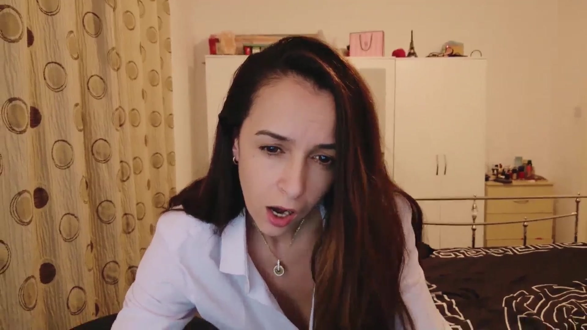 Gallery image thumbnail from KarlaOlivia's myfreecams stream on, 03/27/2025, 18:32 image 18 of 20