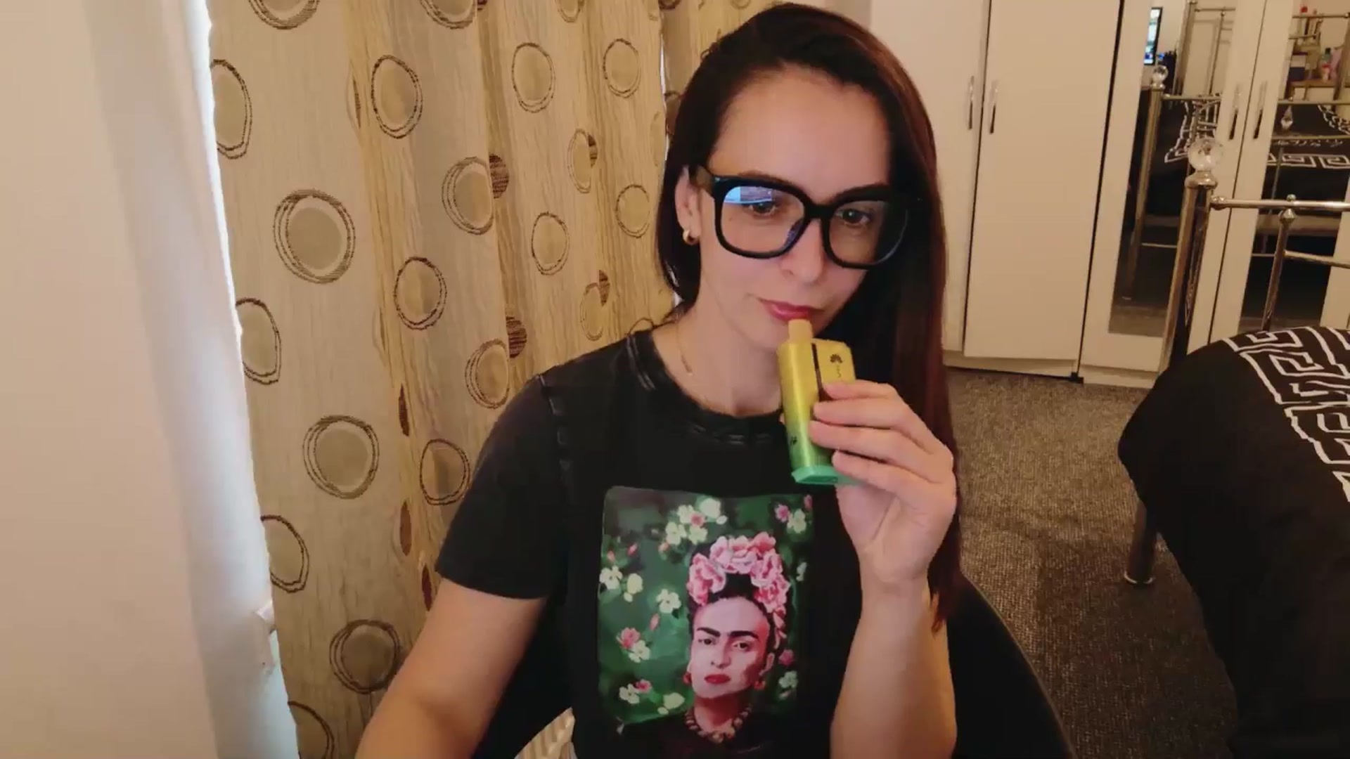Gallery image thumbnail from KarlaOlivia's myfreecams stream on, 03/31/2025, 15:27 image 10 of 20
