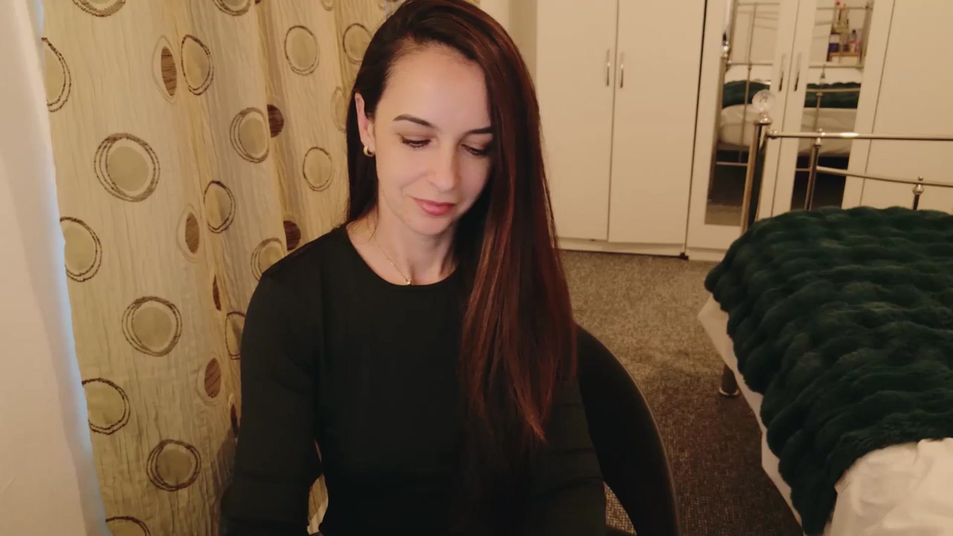 Gallery image thumbnail from KarlaOlivia's myfreecams stream on, 04/03/2025, 17:54 image 18 of 20