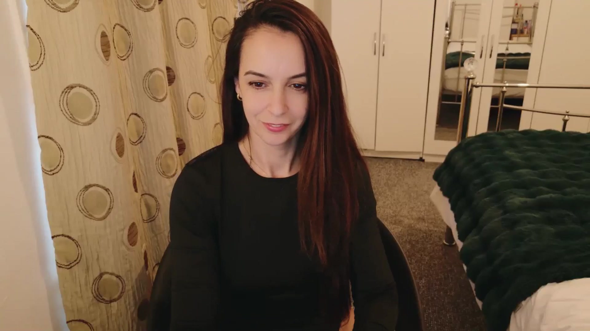 Gallery image thumbnail from KarlaOlivia's myfreecams stream on, 04/03/2025, 17:54 image 2 of 20