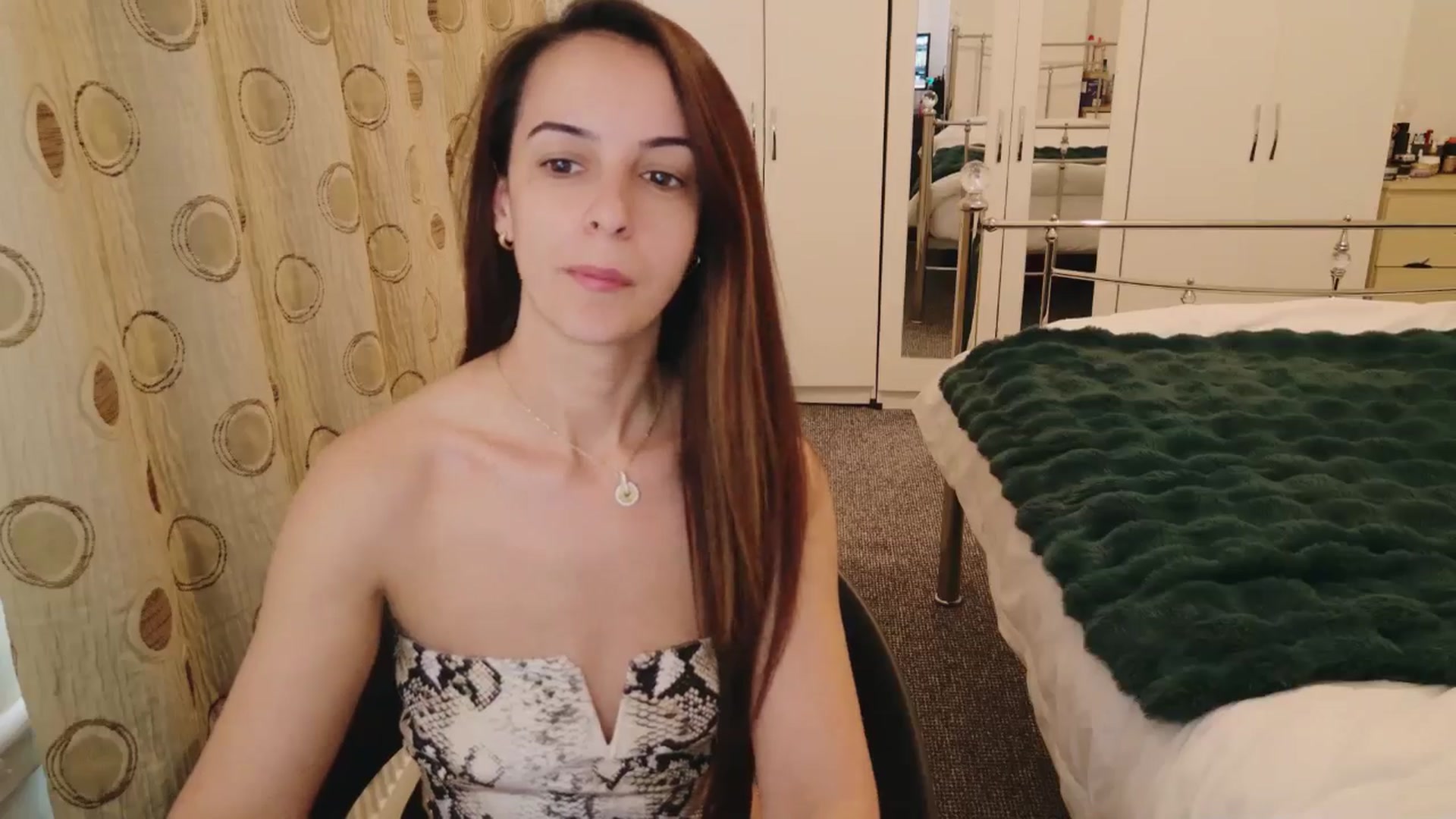 Gallery image thumbnail from KarlaOlivia's myfreecams stream on, 04/11/2025, 13:29 image 18 of 20