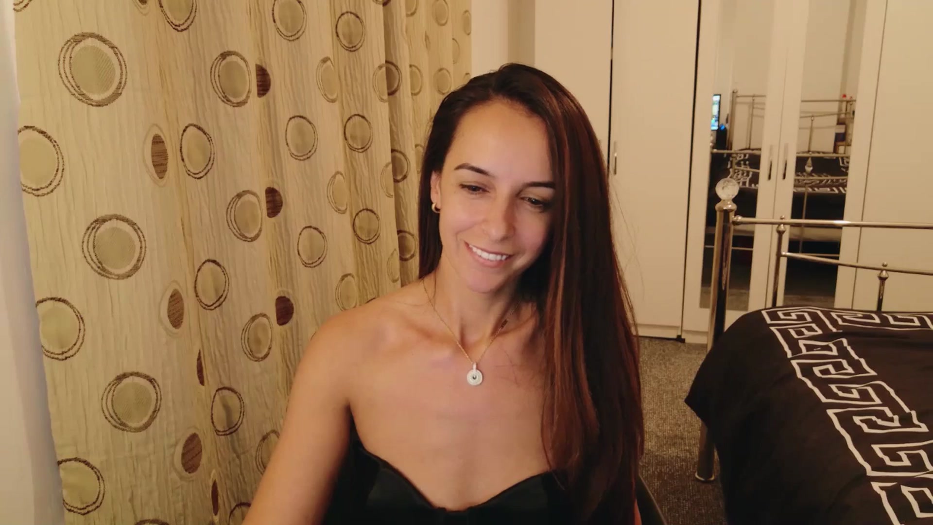 Gallery image thumbnail from KarlaOlivia's myfreecams stream on, 05/11/2025, 20:54 image 10 of 20