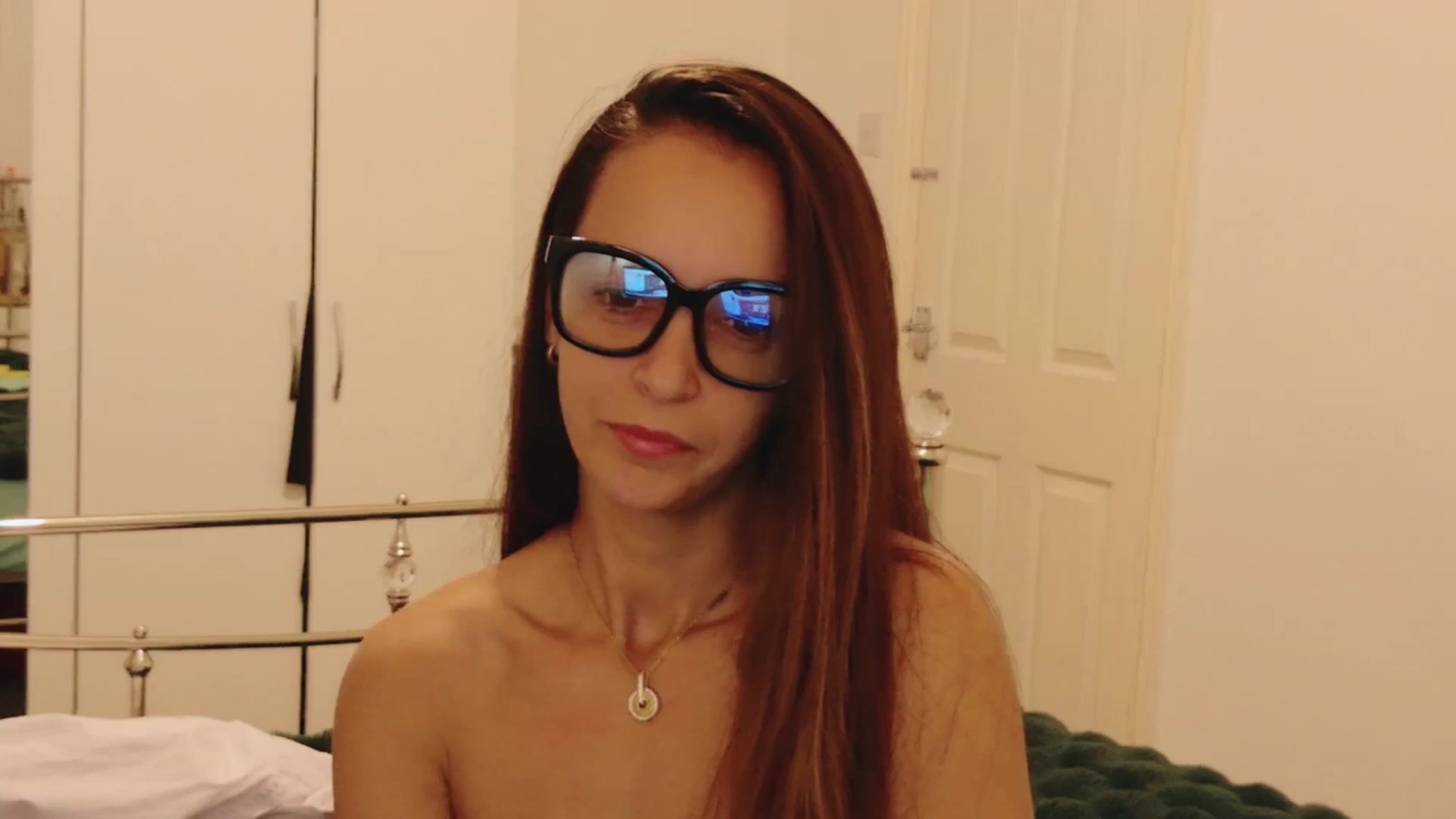 Gallery image thumbnail from KarlaOlivia's myfreecams stream on, 05/25/2025, 19:30 image 8 of 20