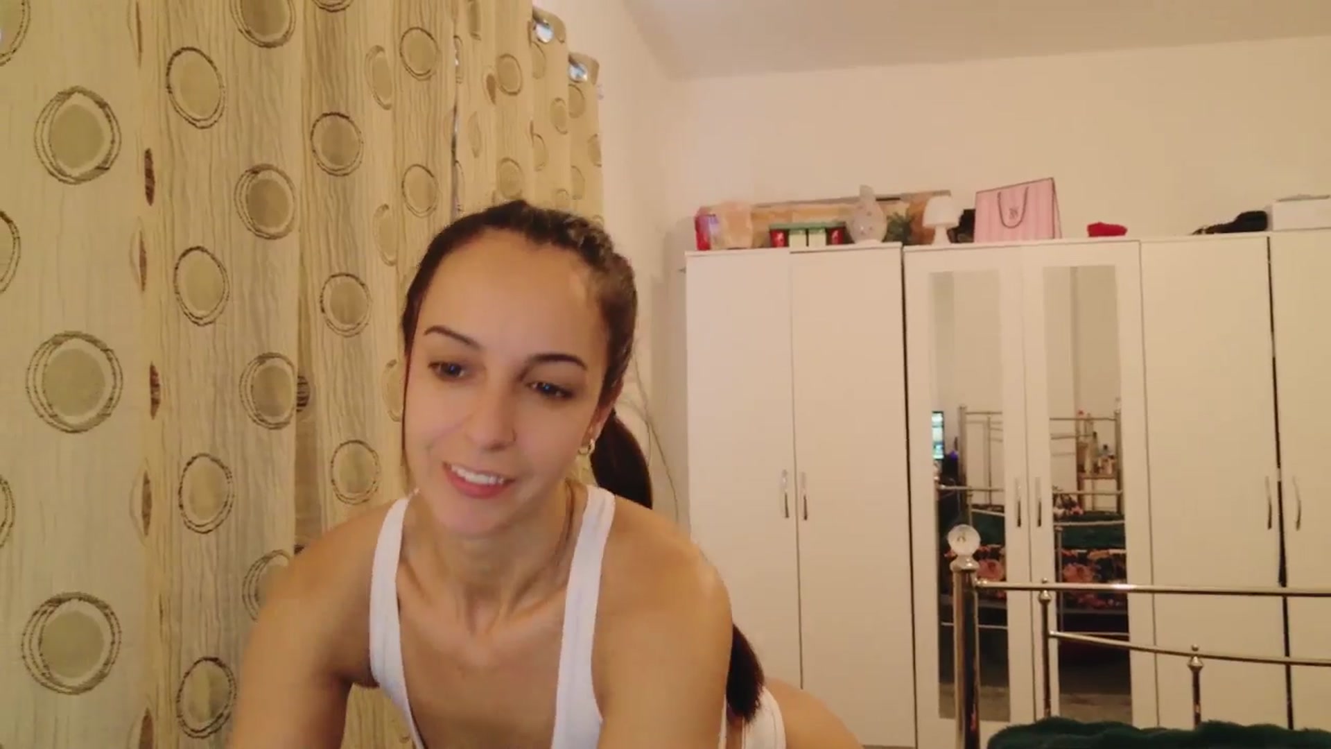 Gallery image thumbnail from KarlaOlivia's myfreecams stream on, 06/04/2025, 13:43 image 6 of 20