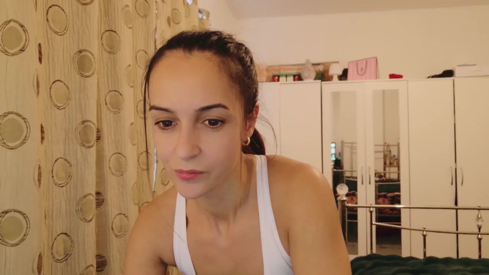 Gallery image thumbnail from KarlaOlivia's myfreecams stream on, 06/04/2025, 13:43 image 13 of 20