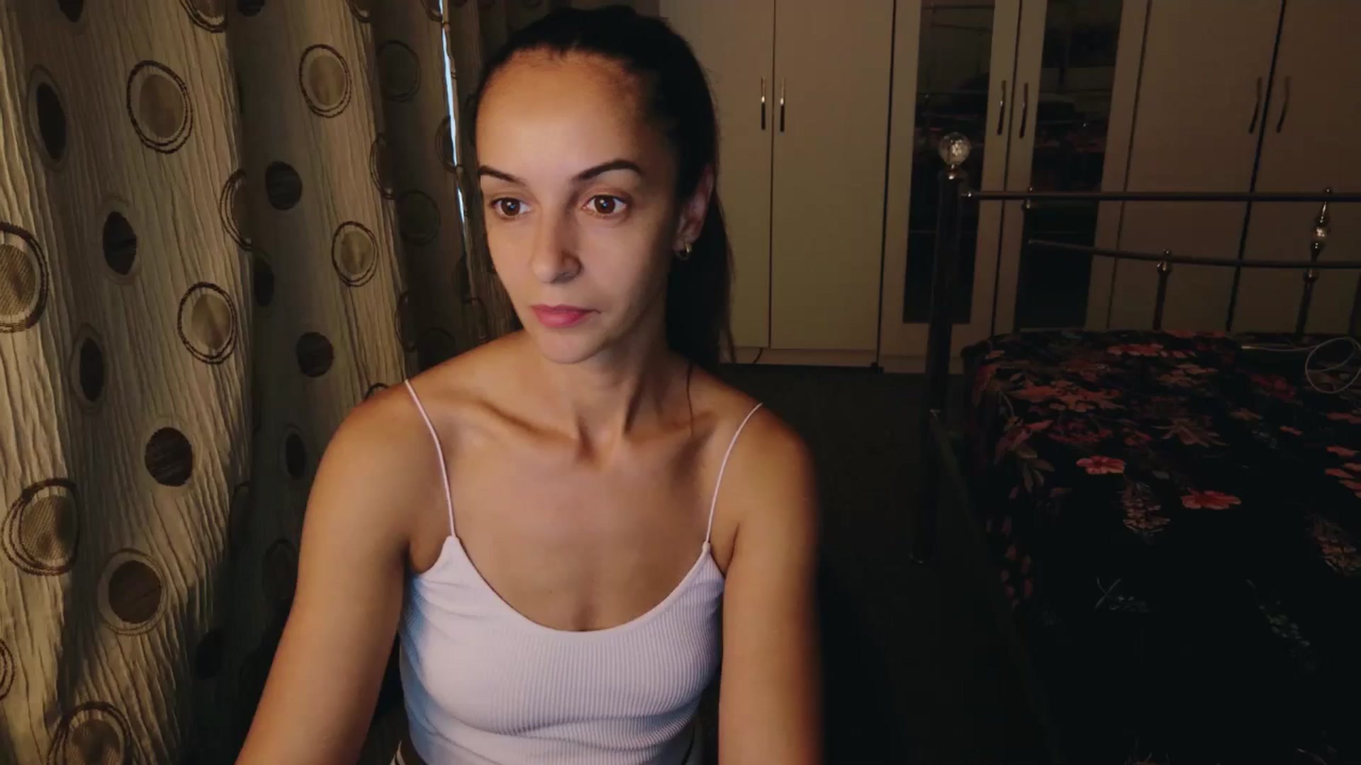 Gallery image thumbnail from KarlaOlivia's myfreecams stream on, 07/19/2025, 19:14 image 1 of 20