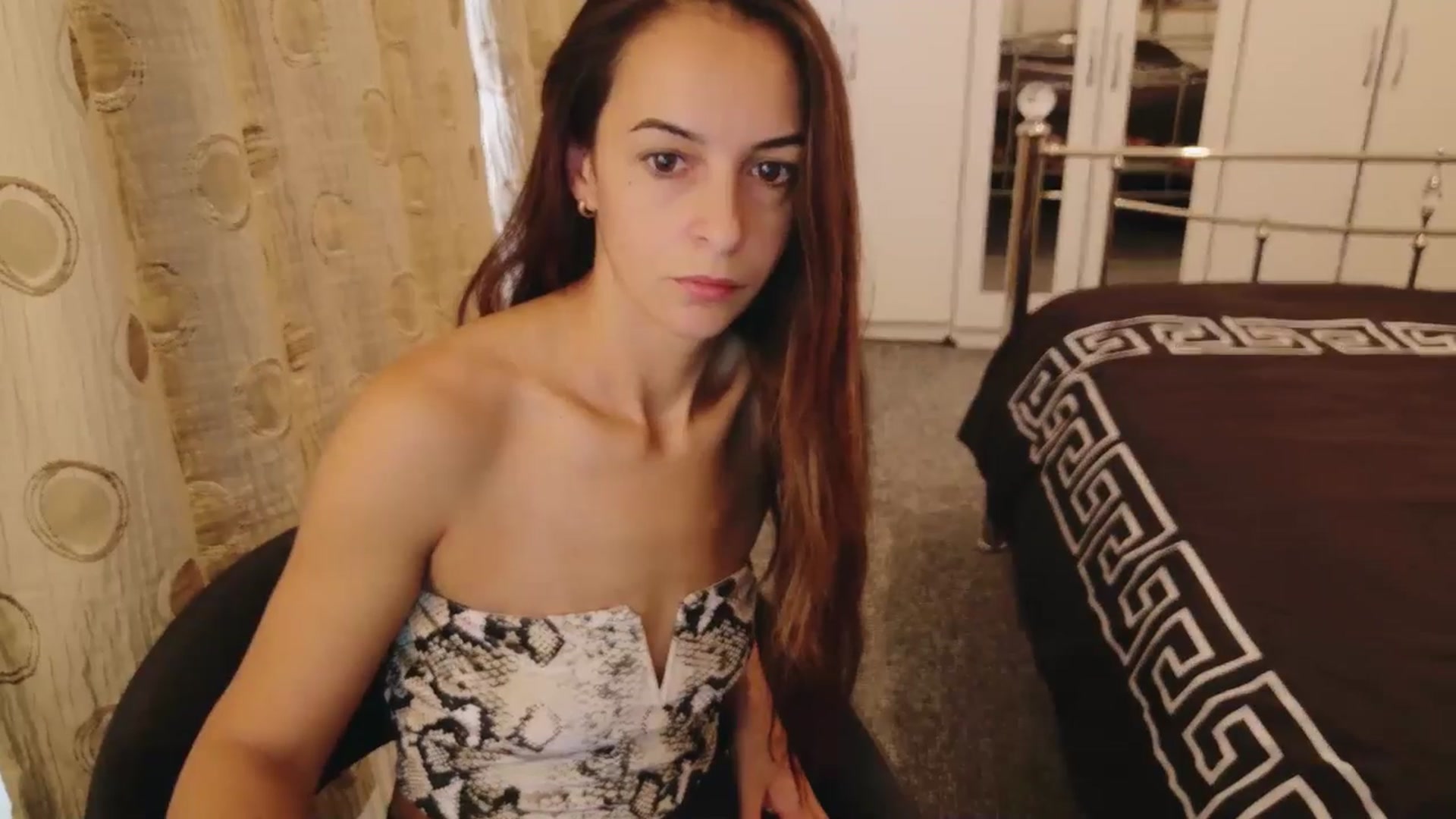 Gallery image thumbnail from KarlaOlivia's myfreecams stream on, 07/21/2025, 10:25 image 2 of 20