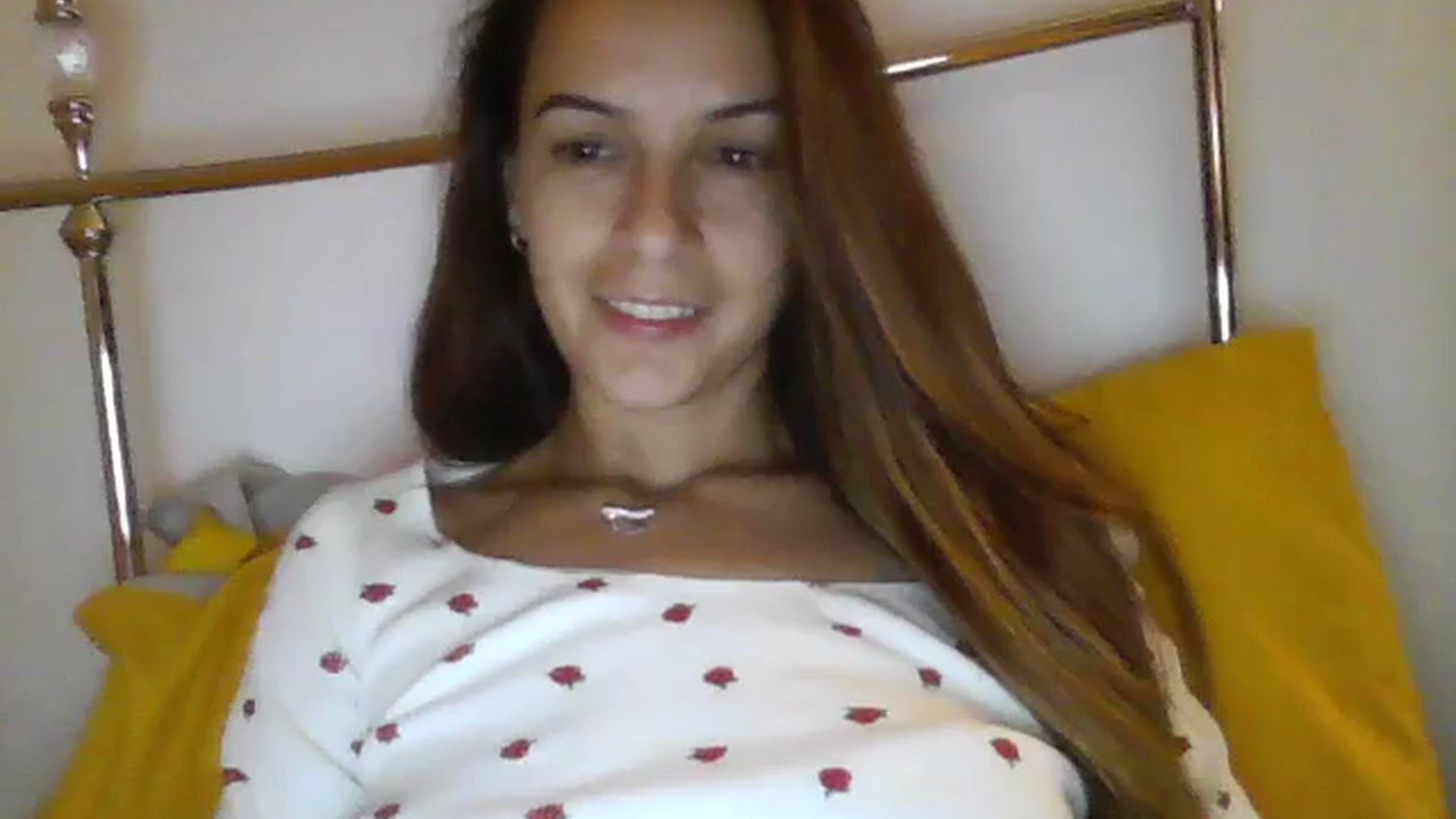 Gallery image thumbnail from KarlaOlivia's myfreecams stream on, 07/27/2025, 24:00 image 18 of 20