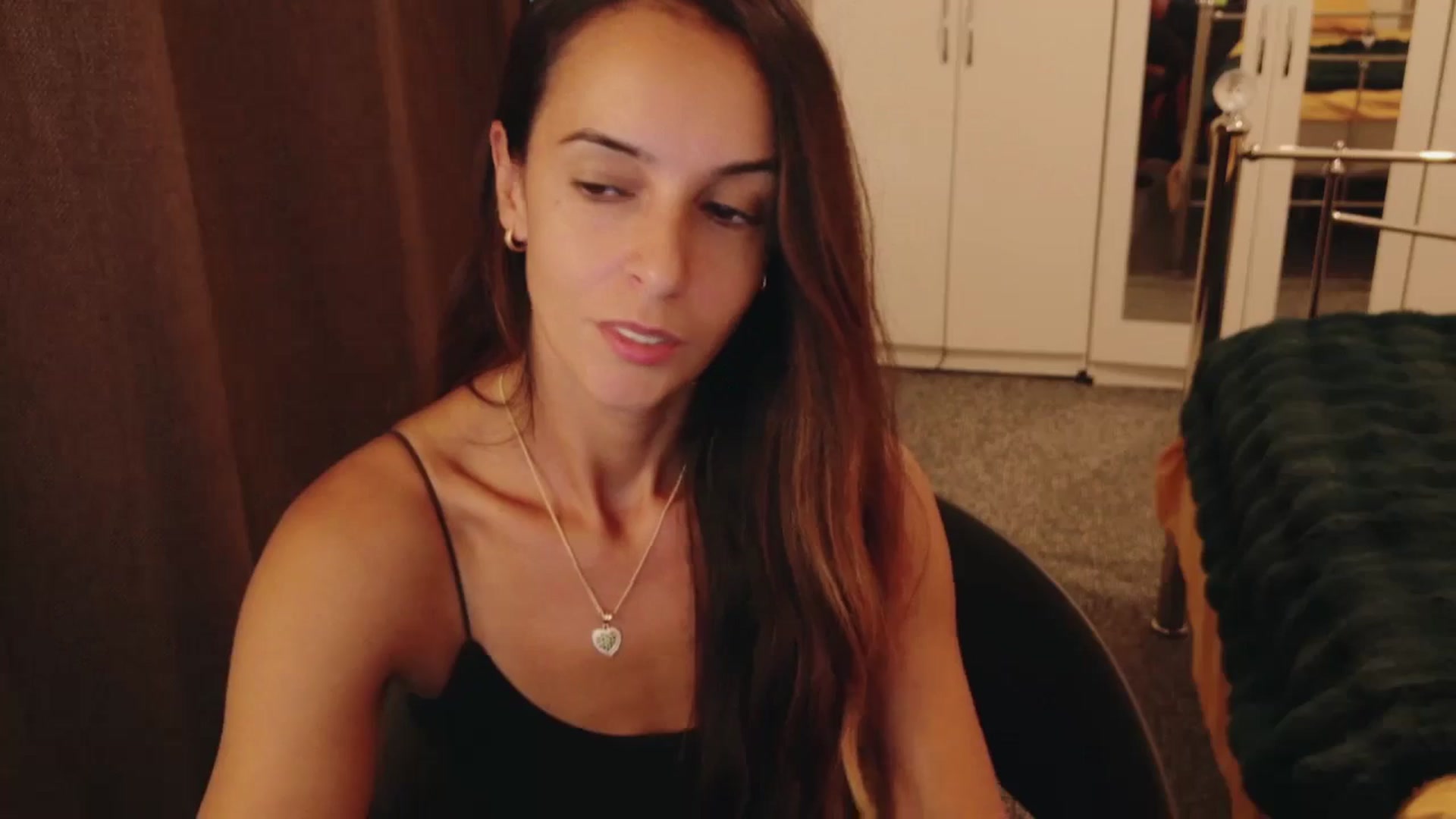 Gallery image thumbnail from KarlaOlivia's myfreecams stream on, 08/17/2025, 19:00 image 15 of 20