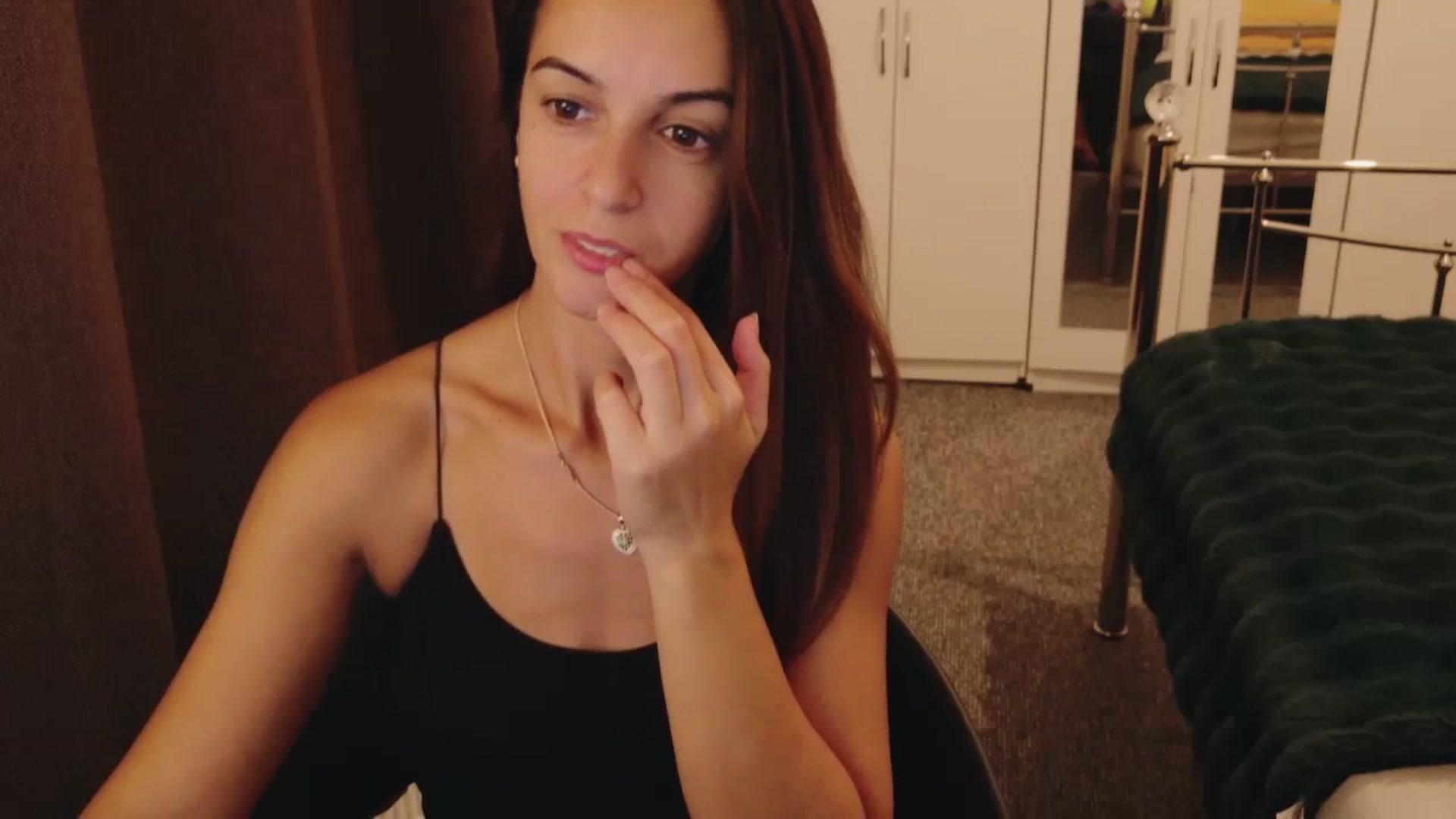 Gallery image thumbnail from KarlaOlivia's myfreecams stream on, 08/22/2025, 18:28 image 9 of 20