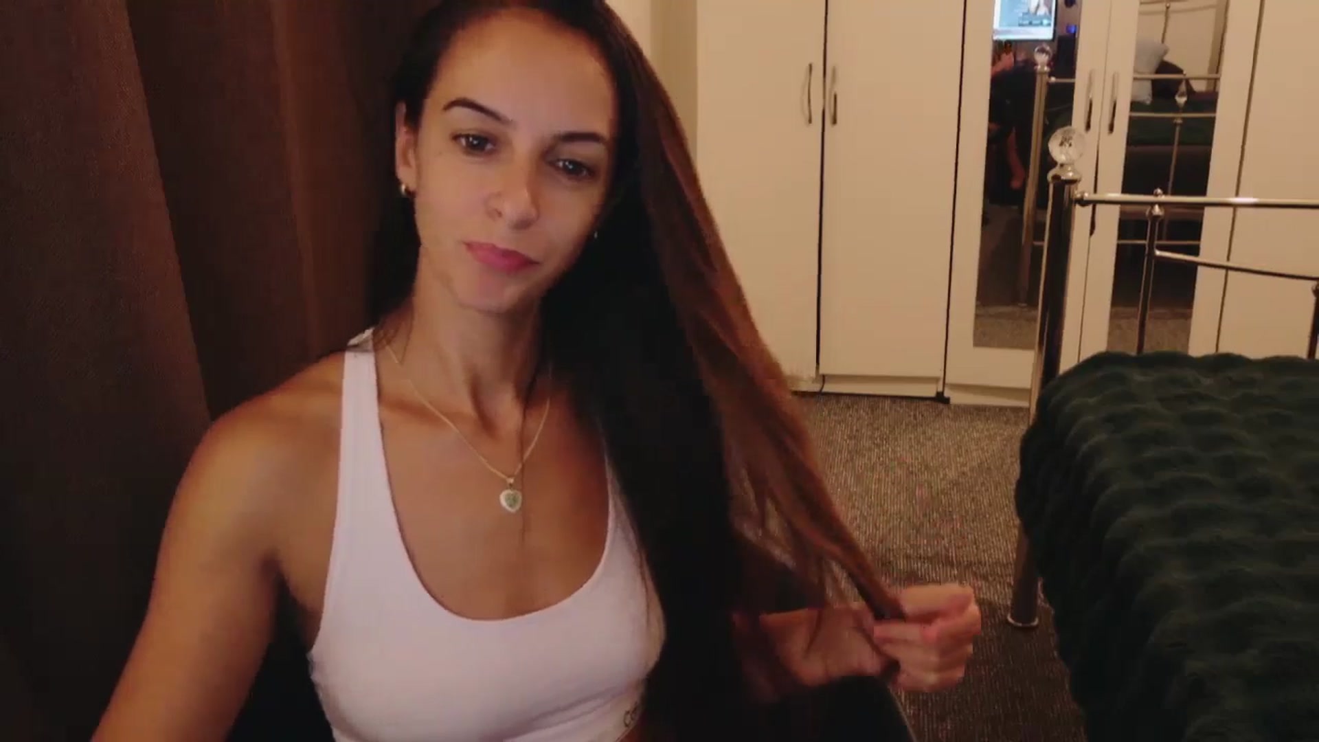 Gallery image thumbnail from KarlaOlivia's myfreecams stream on, 09/01/2025, 20:39 image 13 of 20
