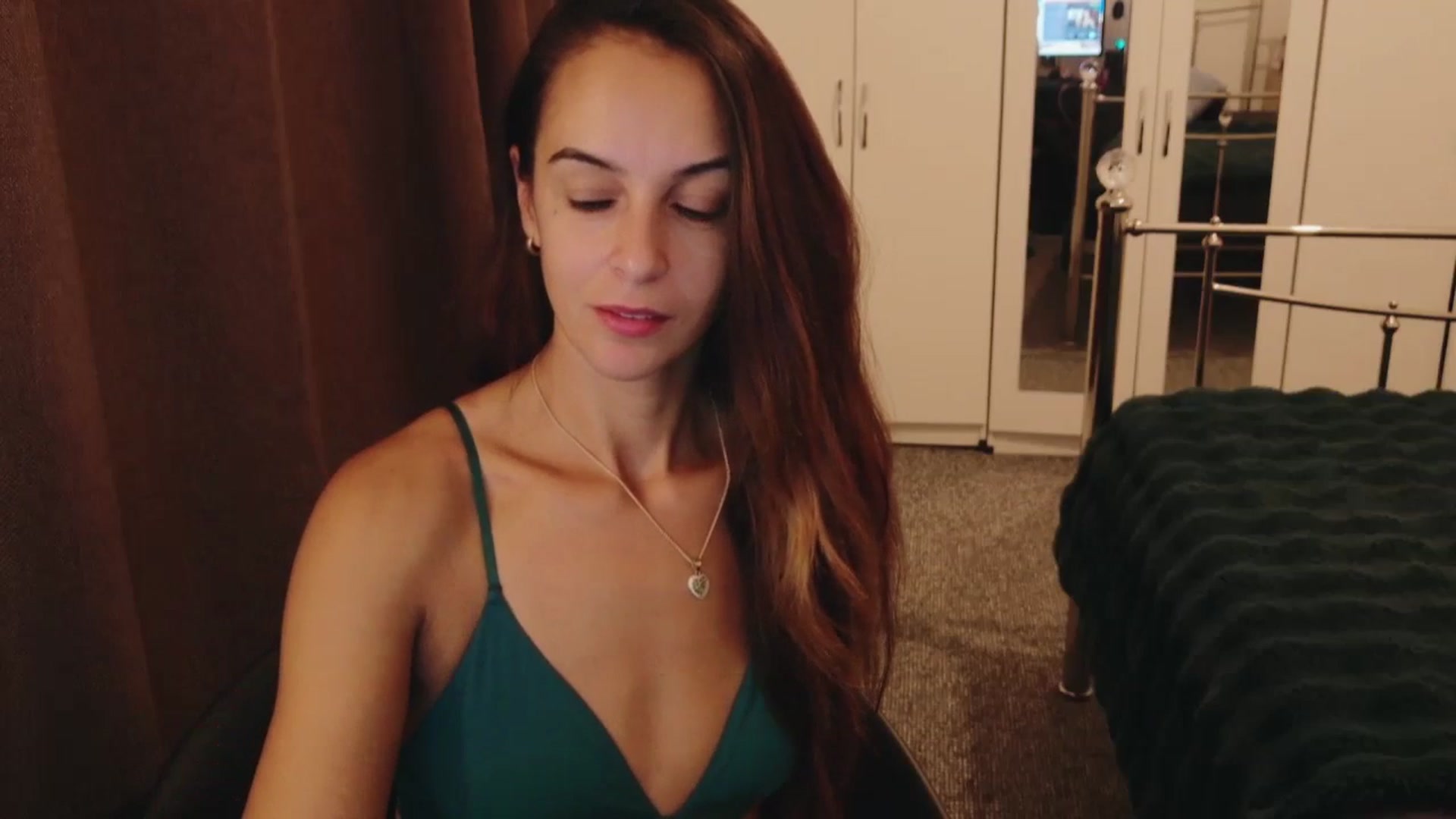 Gallery image thumbnail from KarlaOlivia's myfreecams stream on, 09/02/2025, 16:31 image 2 of 20