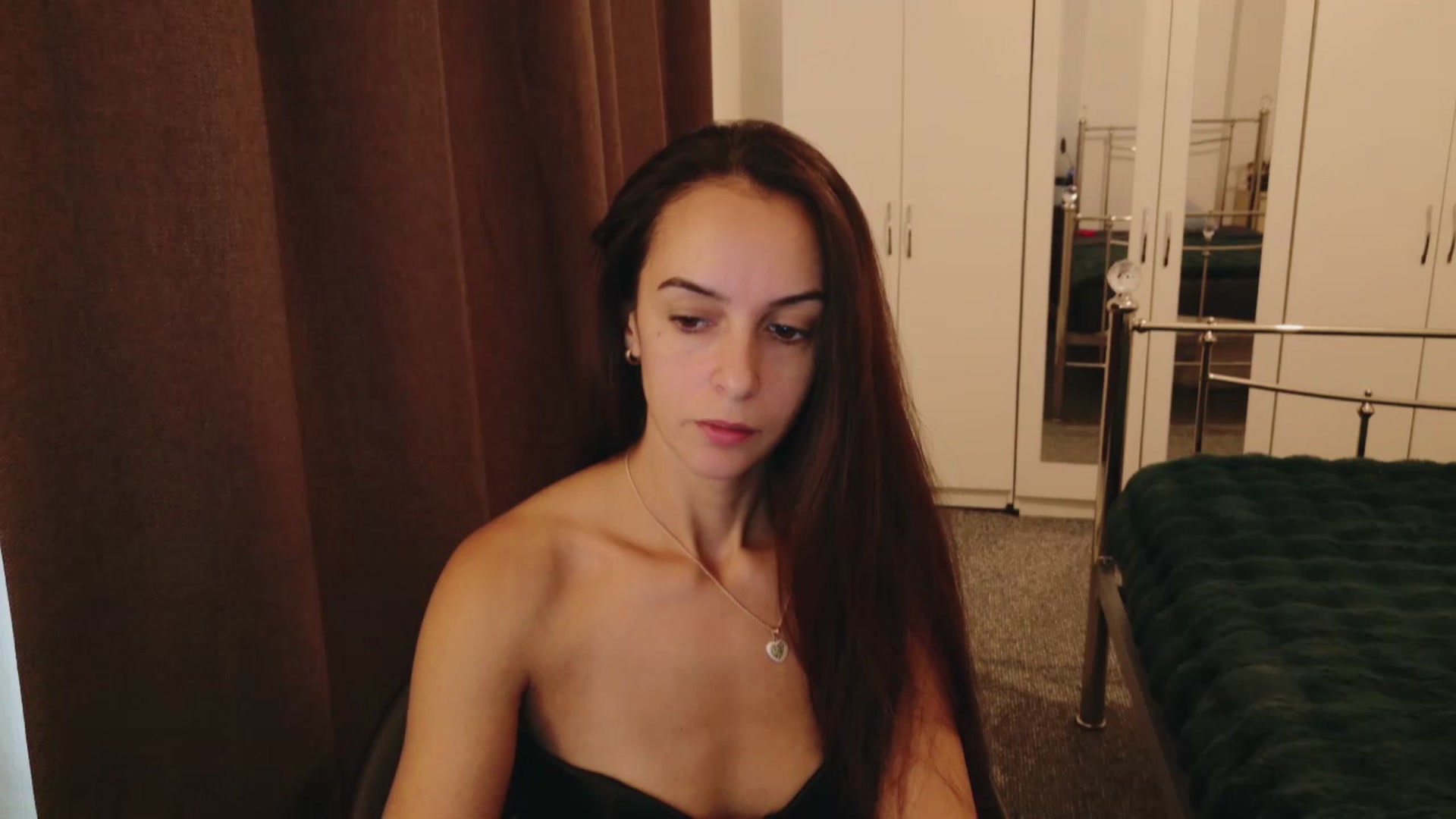Gallery image thumbnail from KarlaOlivia's myfreecams stream on, 09/18/2025, 11:43 image 1 of 20