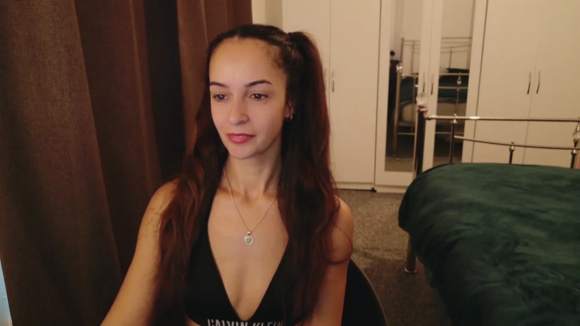 Gallery image thumbnail from KarlaOlivia's myfreecams stream on, 09/29/2025, 11:26 image 6 of 20
